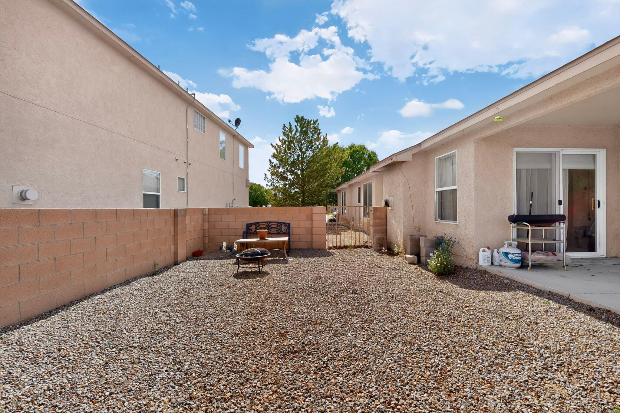 Photo 10 — 369 Whispering Meadows Drive NE