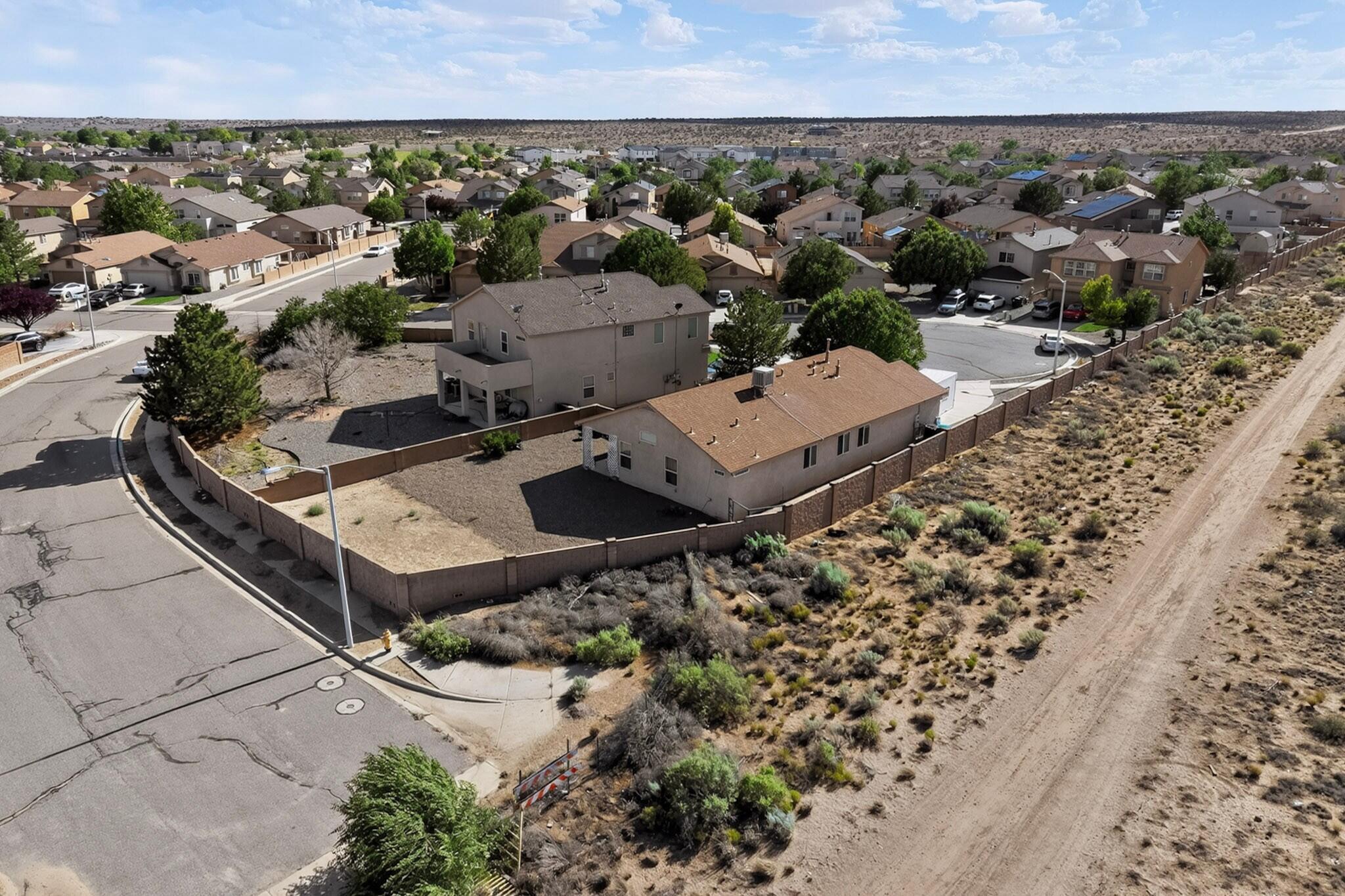 Photo 5 — 369 Whispering Meadows Drive NE