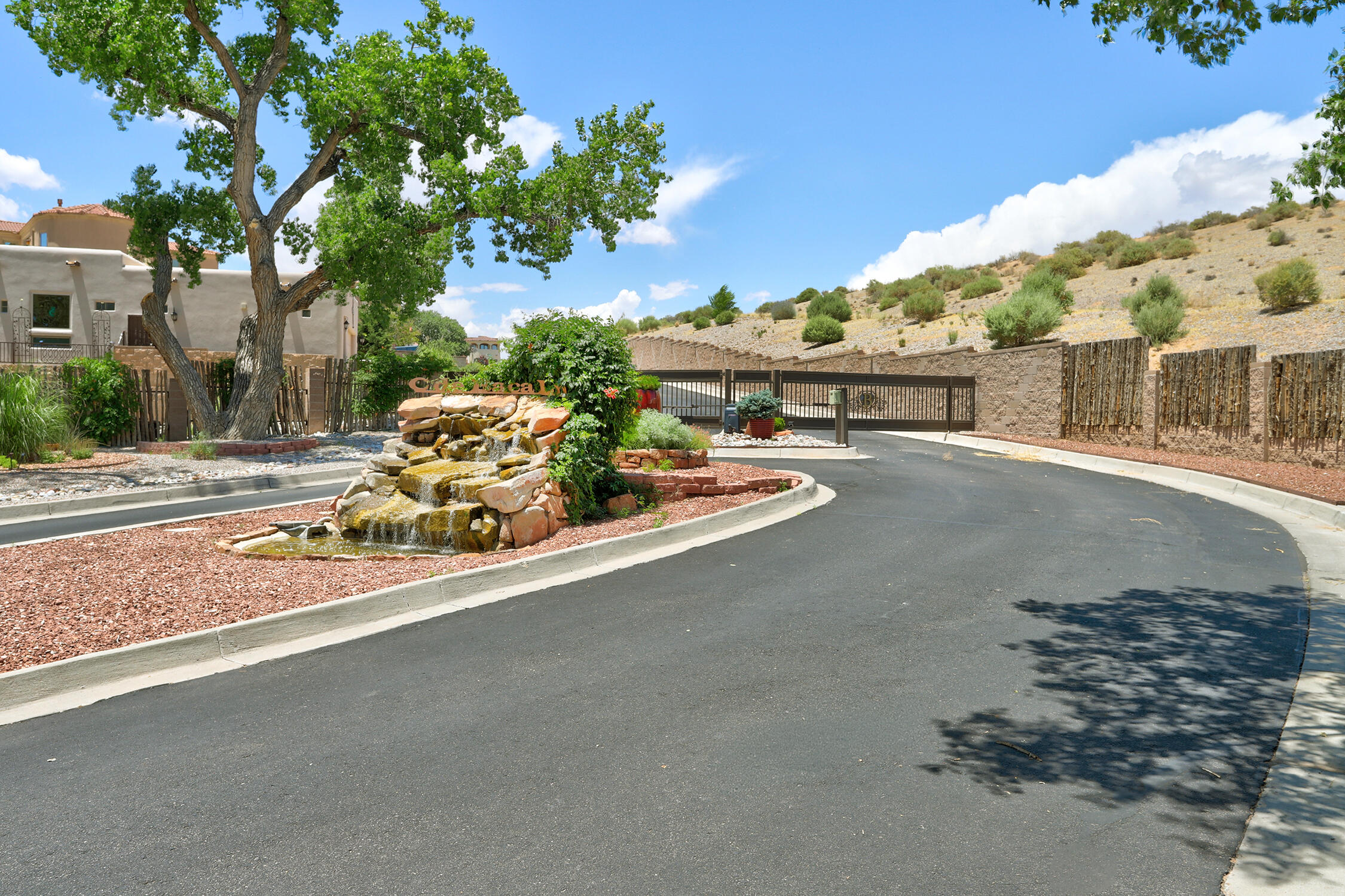 922 Nicholas Court, Bernalillo, NM