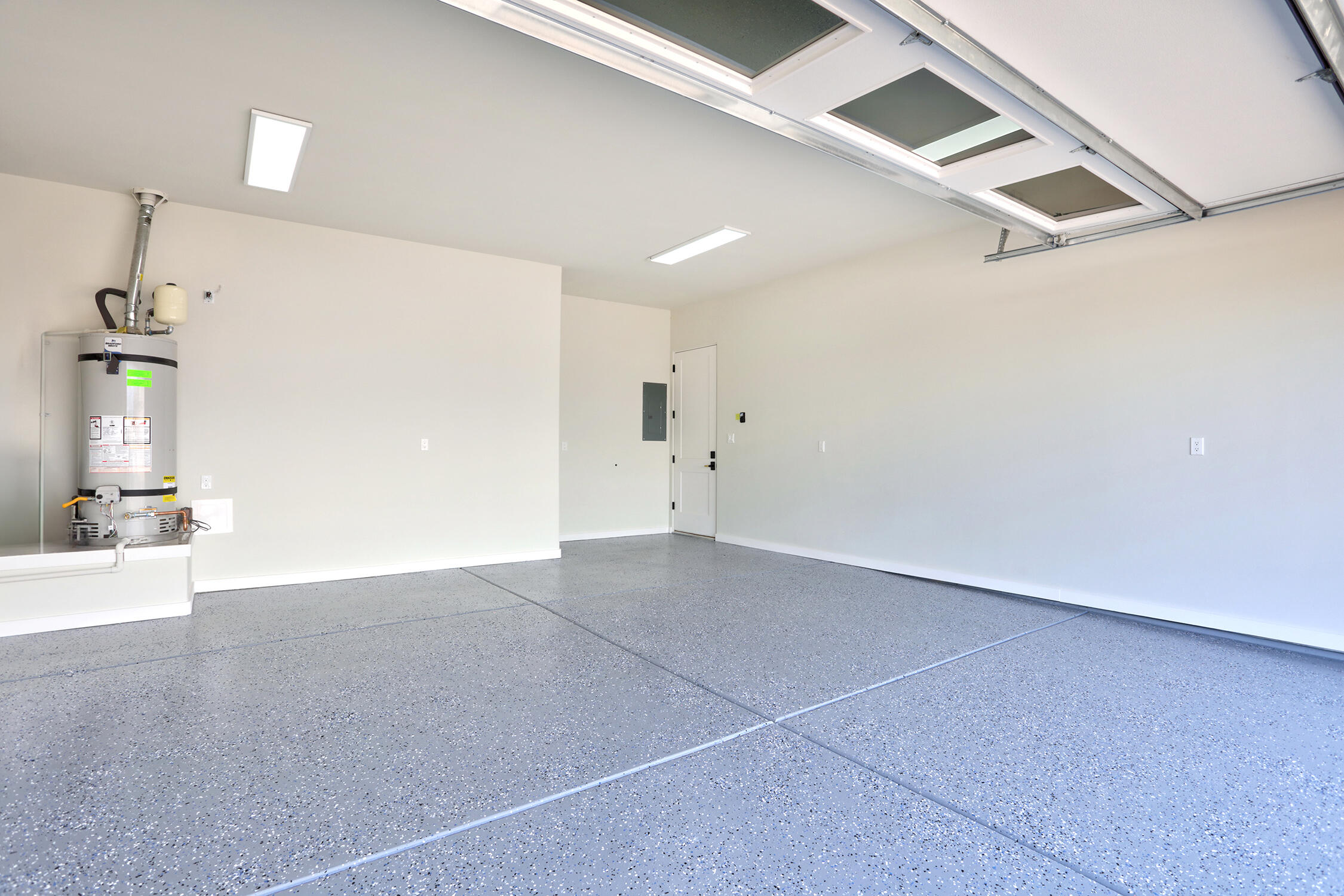 Photo 4 — 922 Nicholas Court