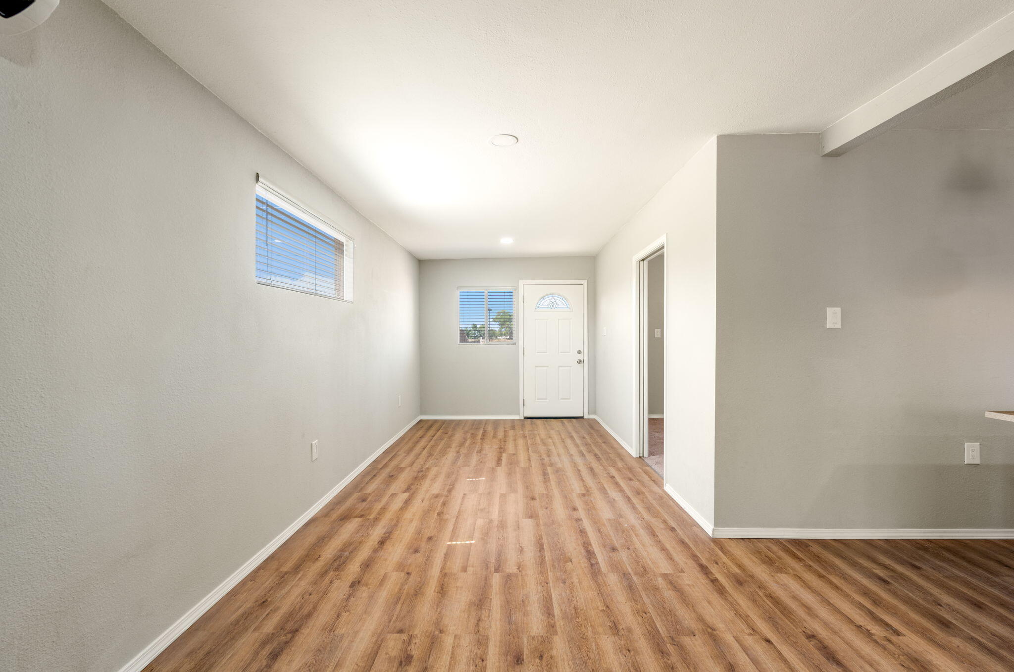 Photo 14 — 2824 Pajarito Road SW