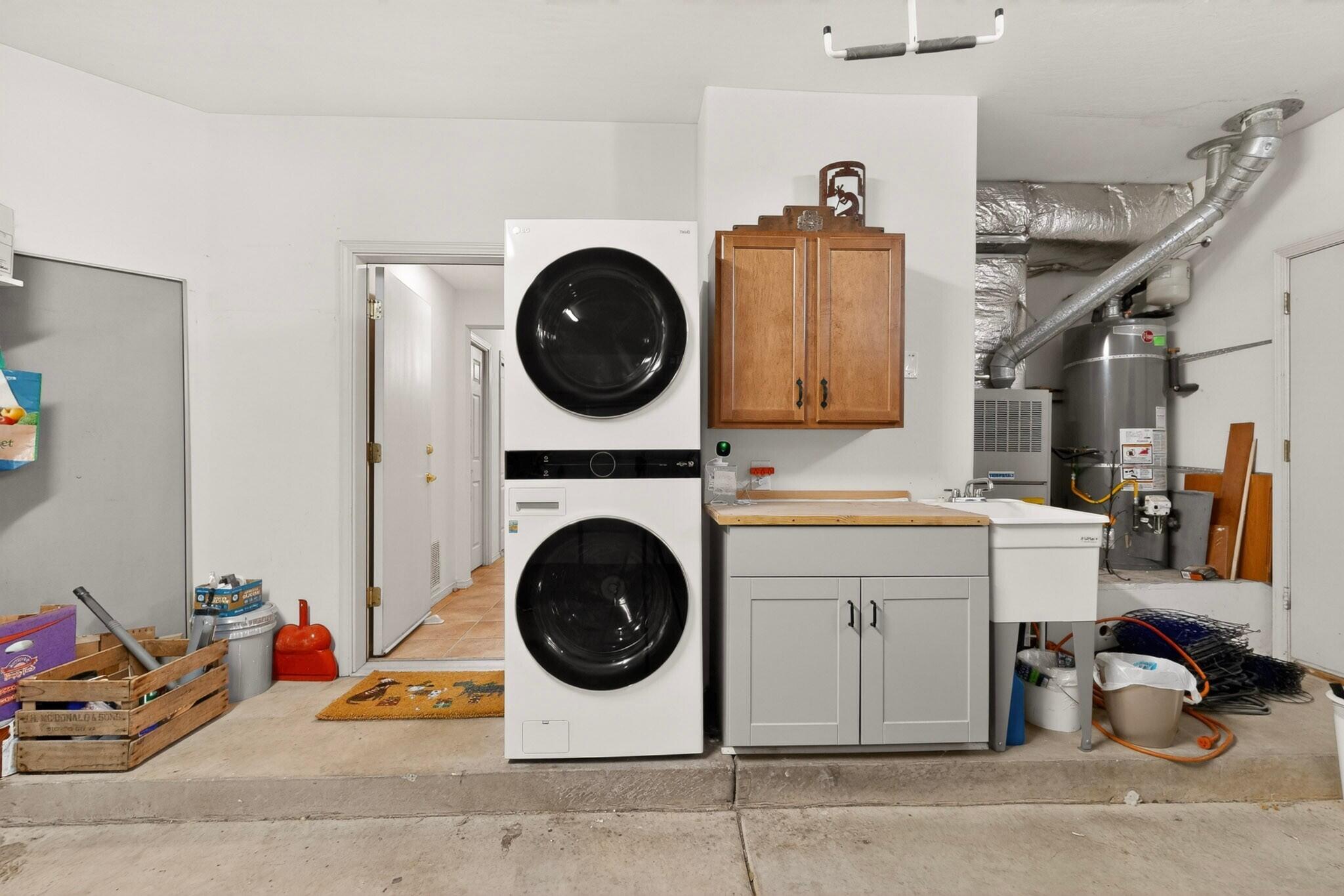 Photo 20 — 6352 Pima Place NW