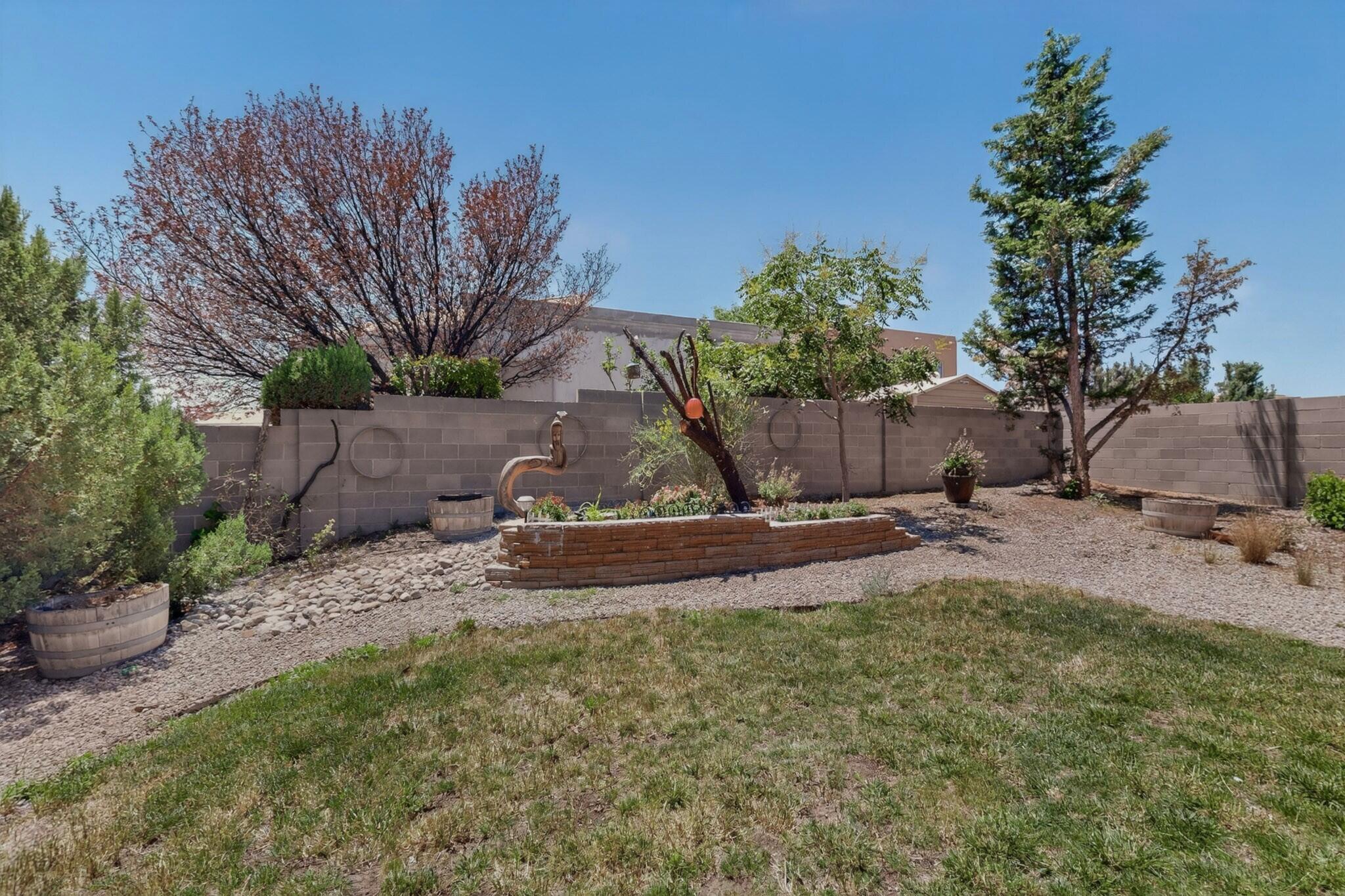 Photo 5 — 6352 Pima Place NW