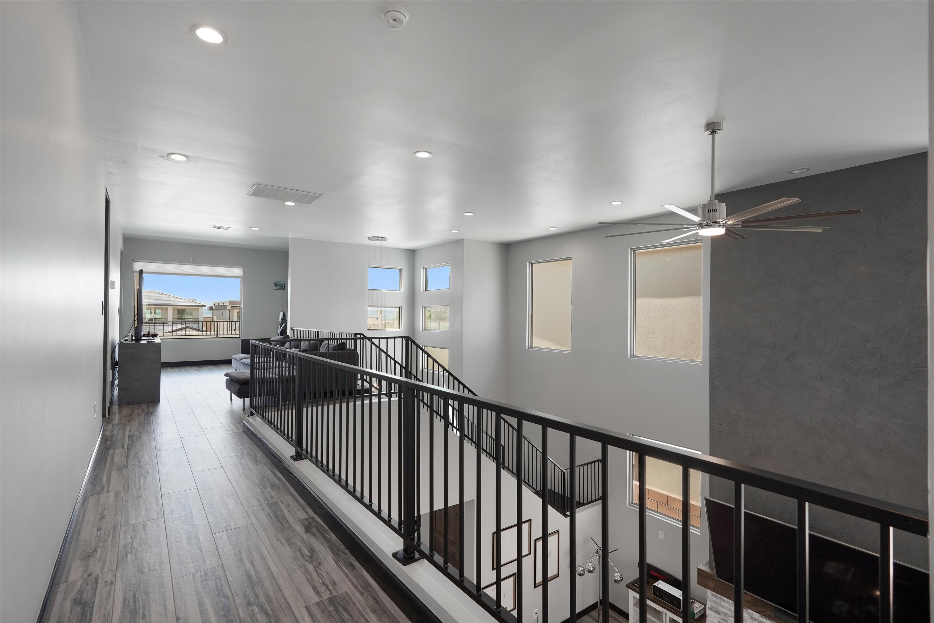 Photo 13 — 8832 Silver Oak Lane NE
