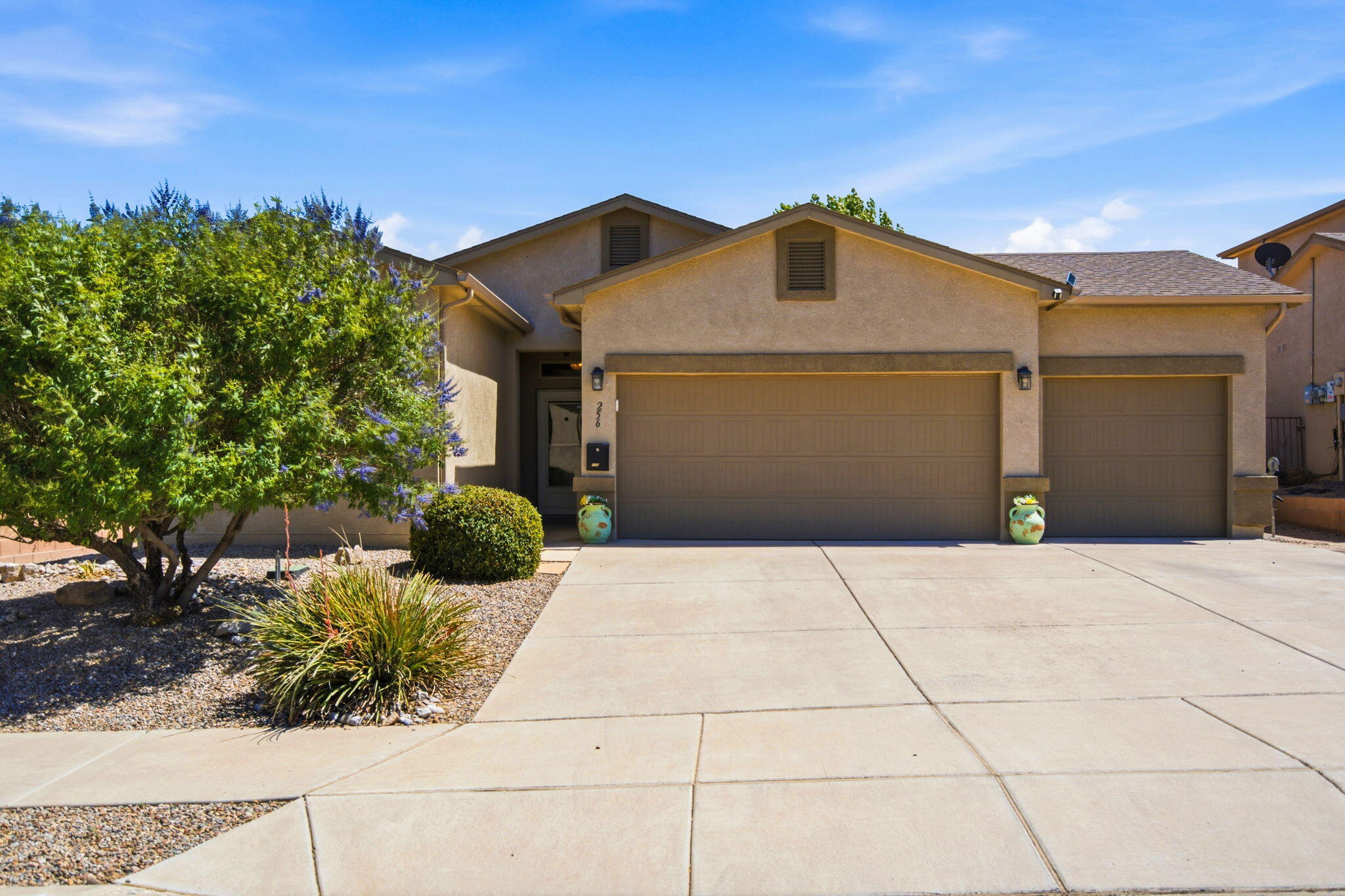 Photo 4 — 256 Landing Trail NE