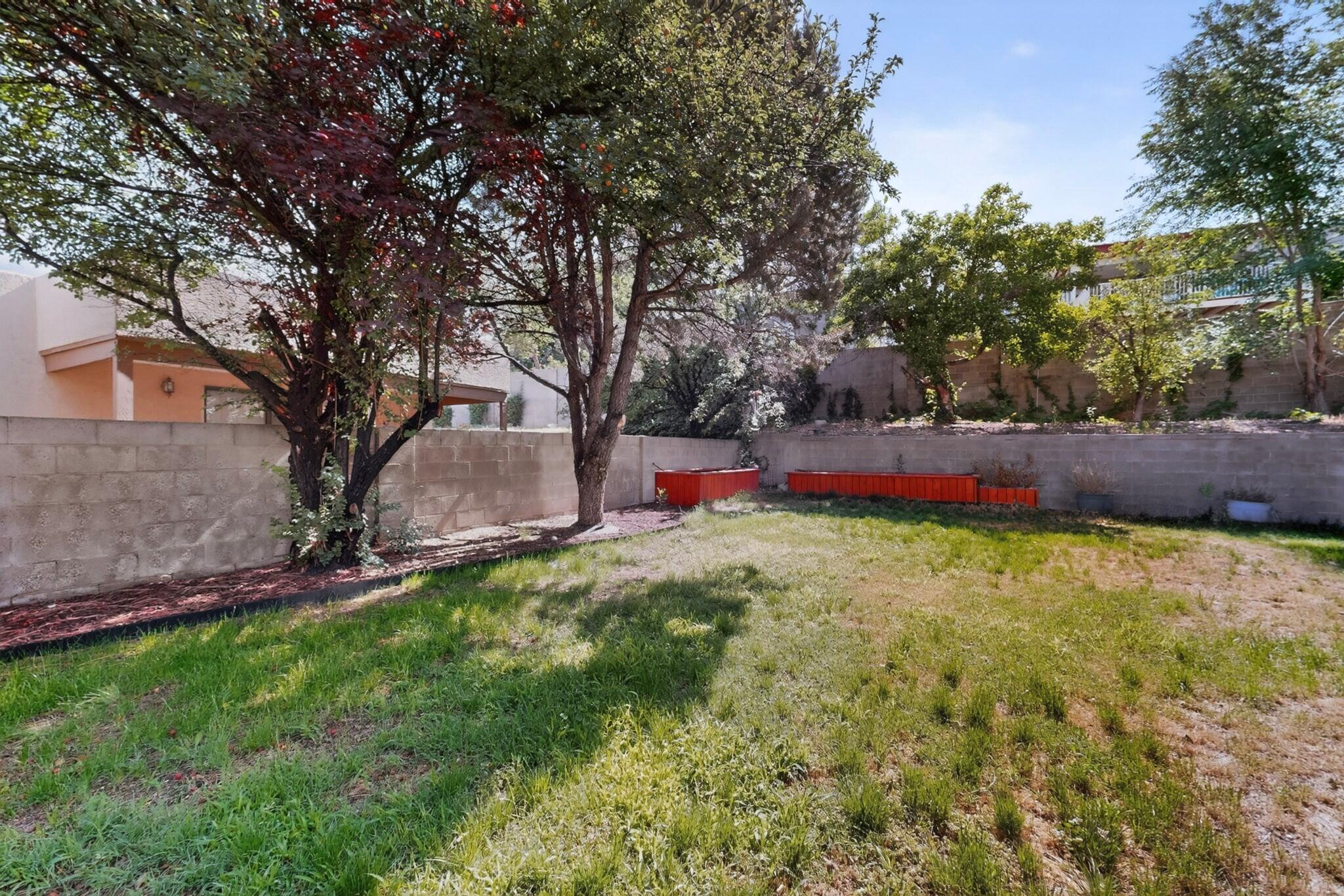 Photo 19 — 2704 Palo Alto Drive NE