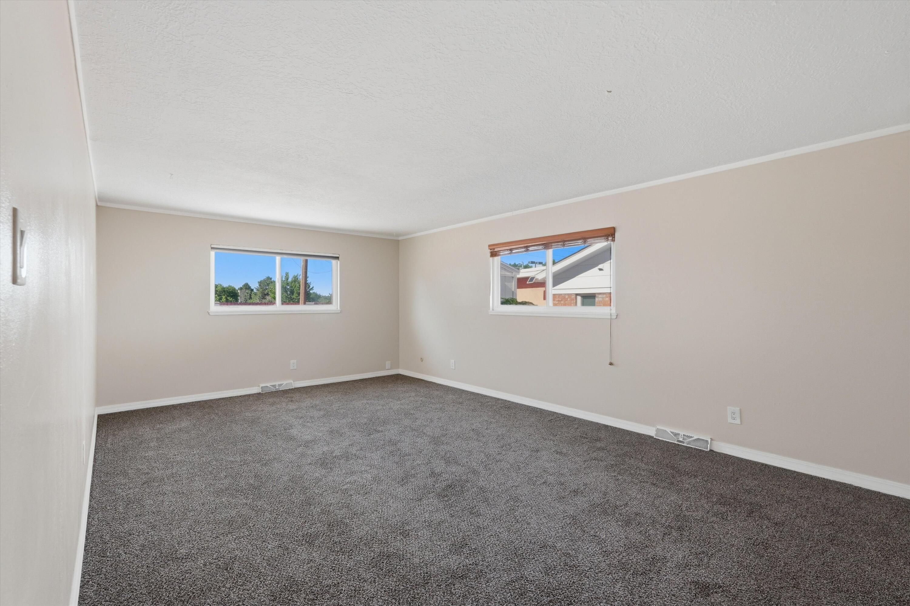 Photo 10 — 10220 San Gabriel Road NE