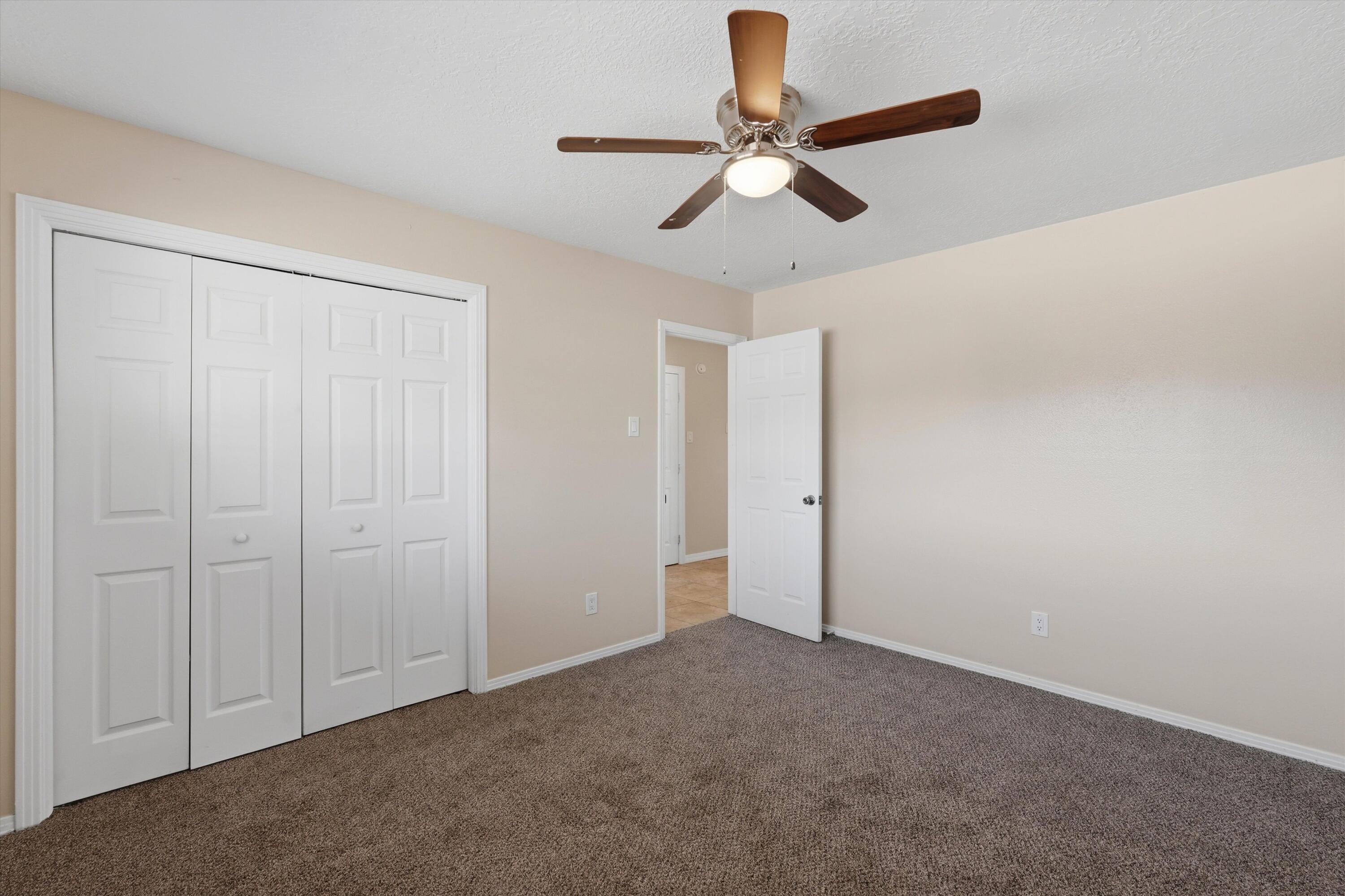 Photo 17 — 10220 San Gabriel Road NE