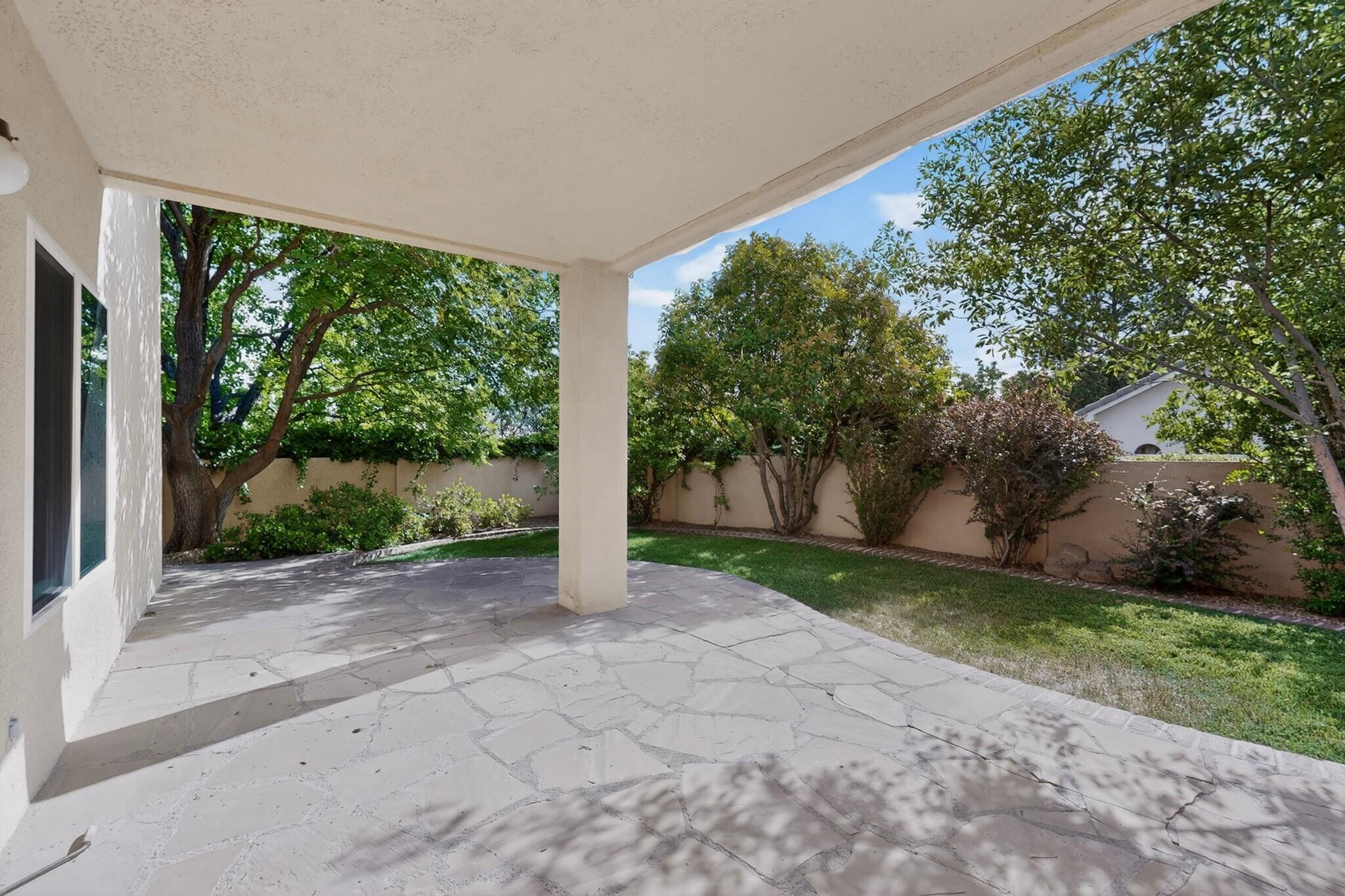 Photo 18 — 1327 Canyon Rim Drive NE