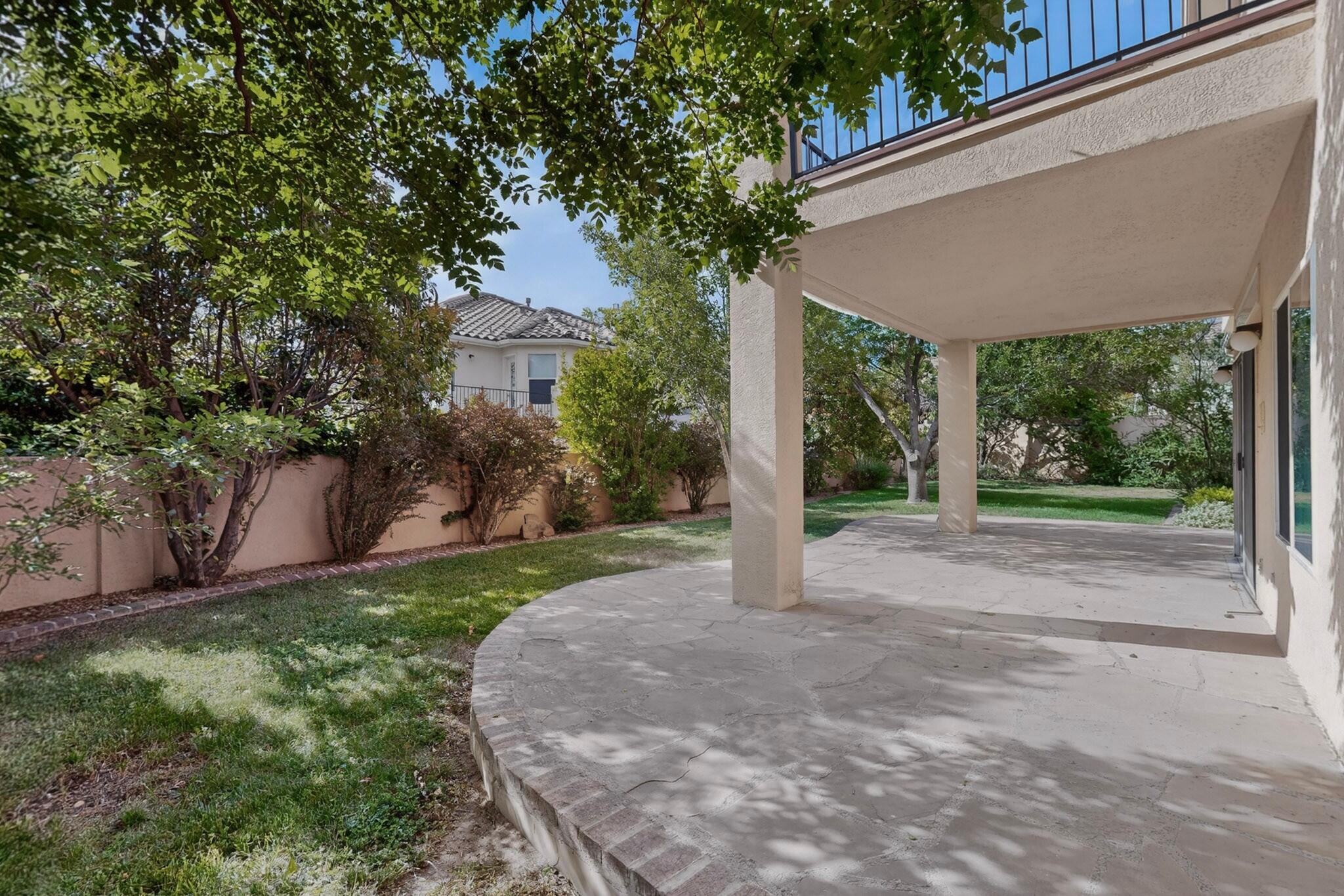 Photo 16 — 1327 Canyon Rim Drive NE