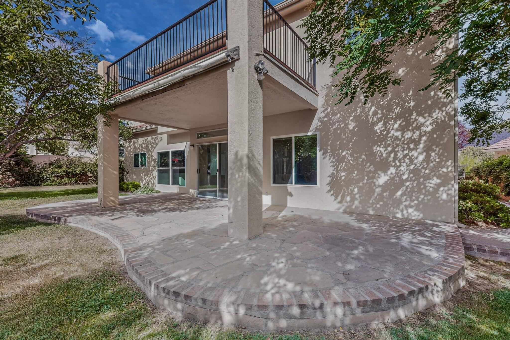 Photo 14 — 1327 Canyon Rim Drive NE