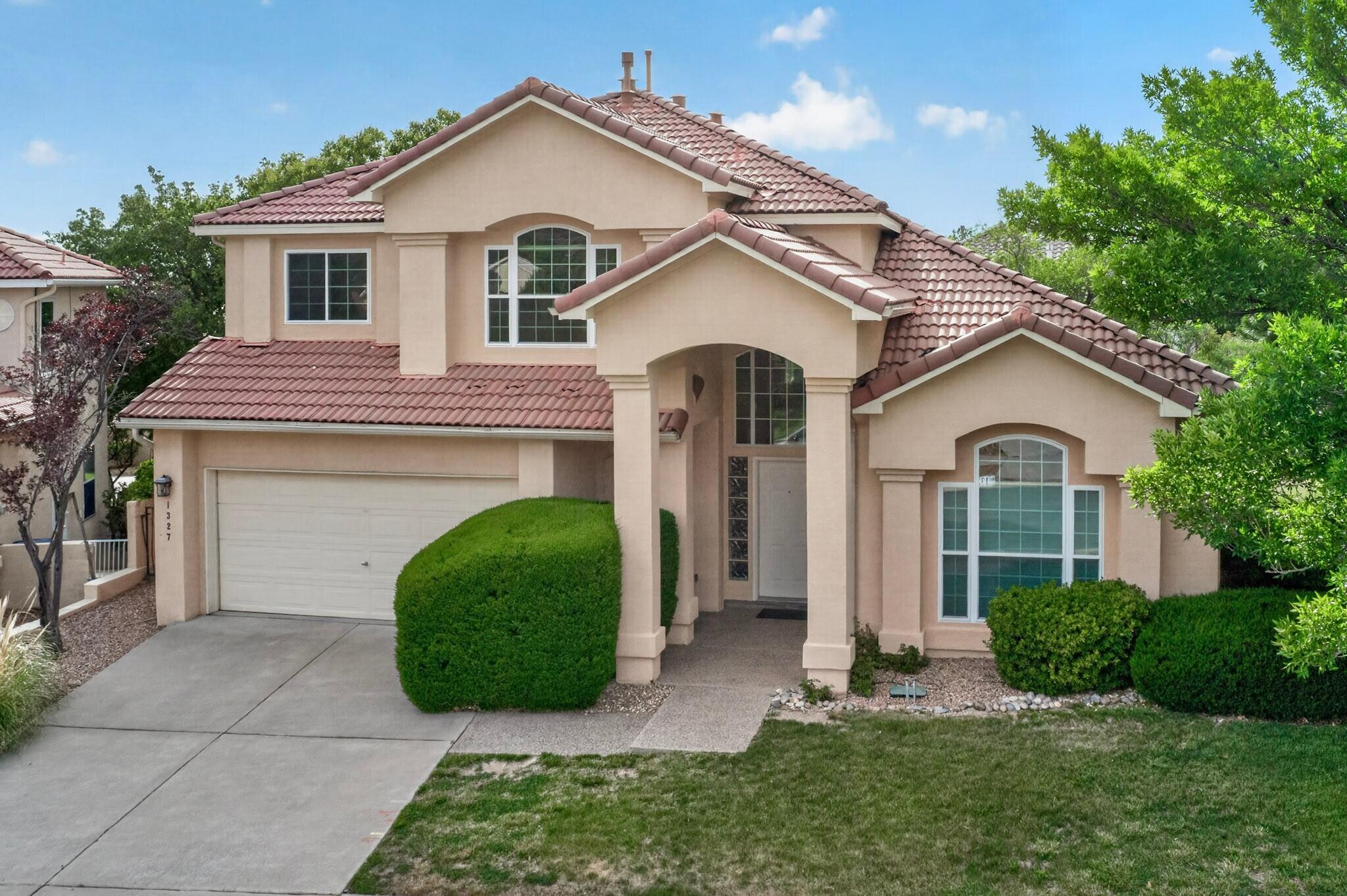 Photo 3 — 1327 Canyon Rim Drive NE