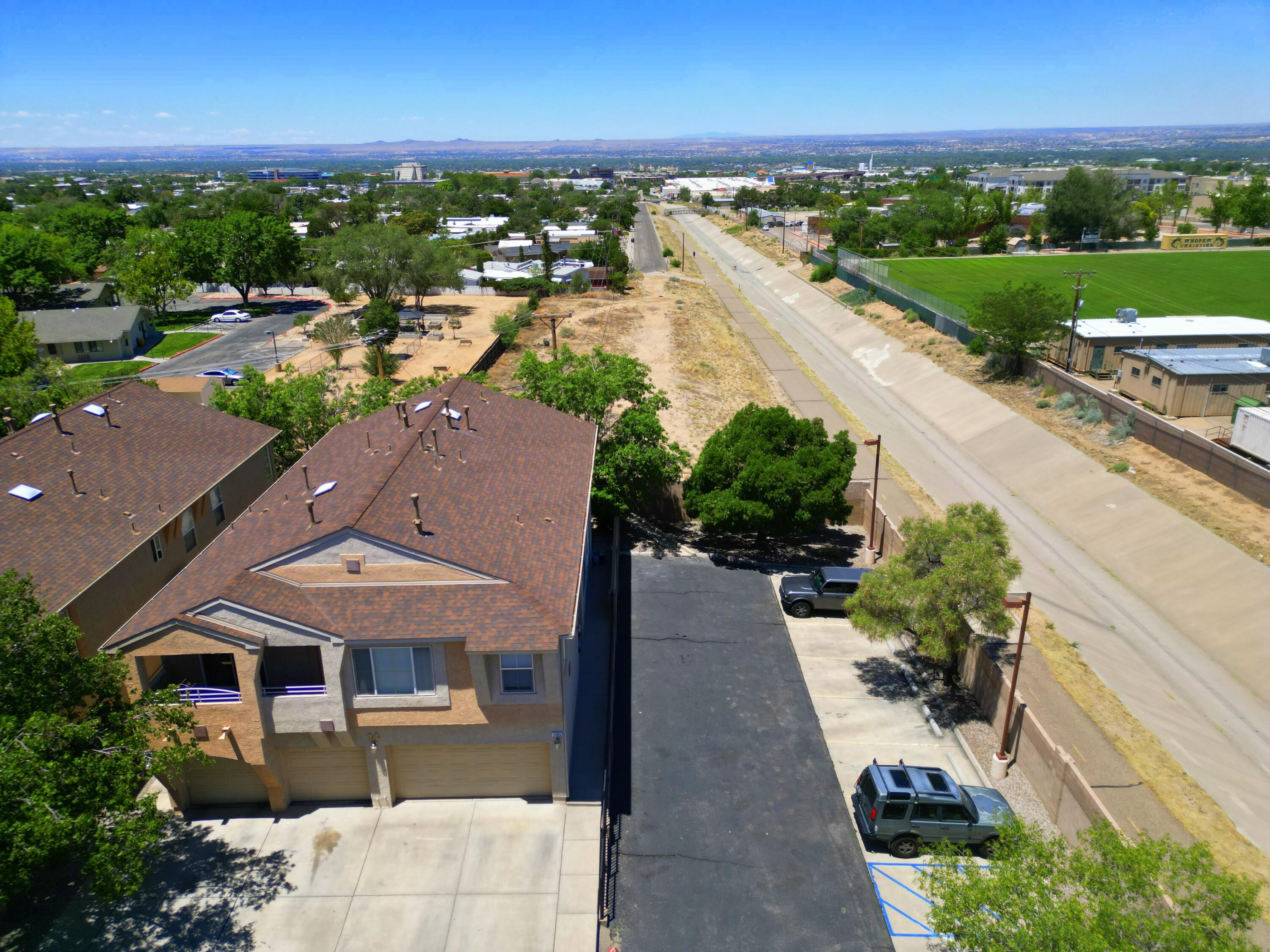 Photo 14 — 7817 Louisiana Boulevard NE UNIT 1403