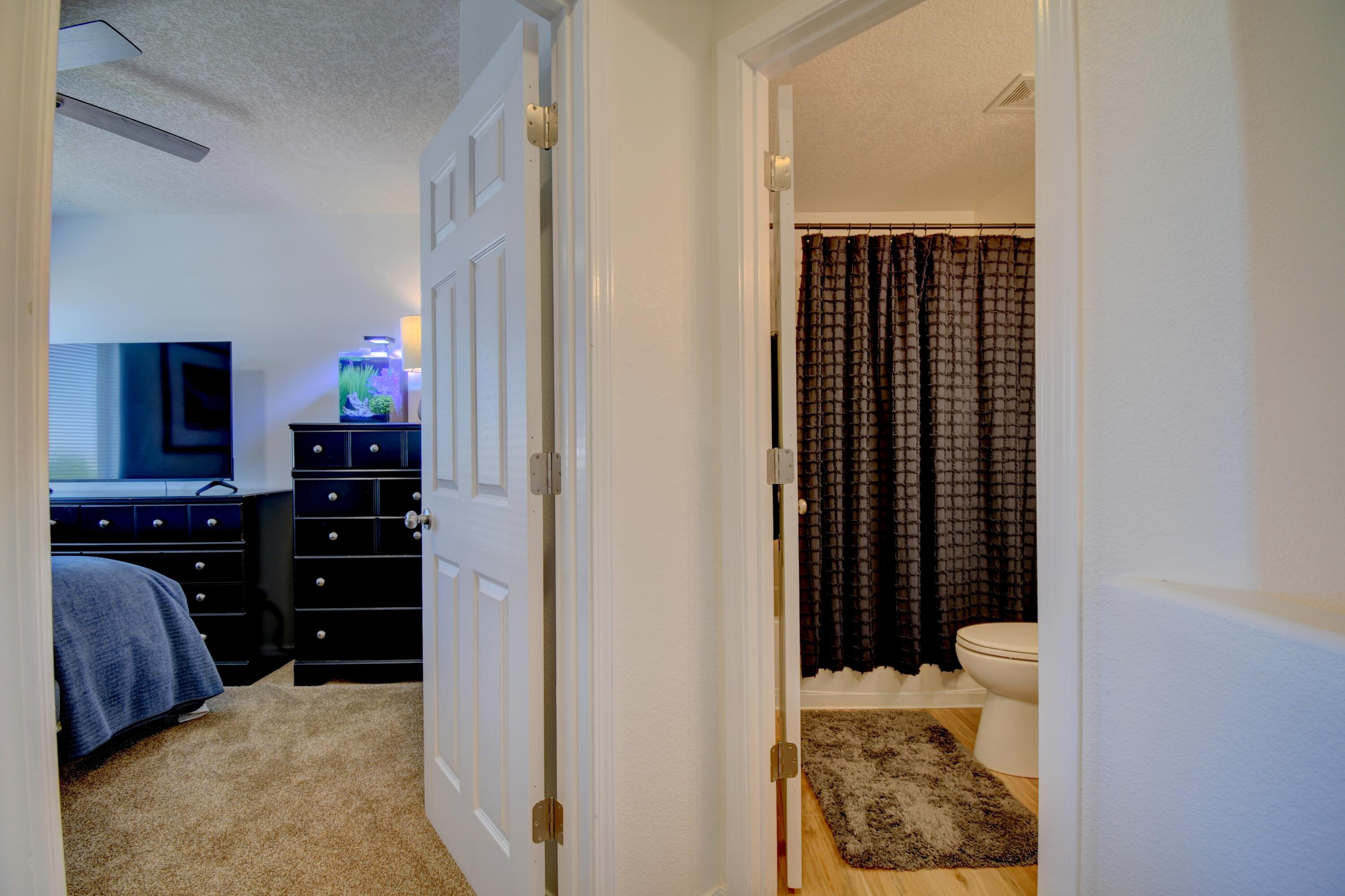 Photo 8 — 7817 Louisiana Boulevard NE UNIT 1403