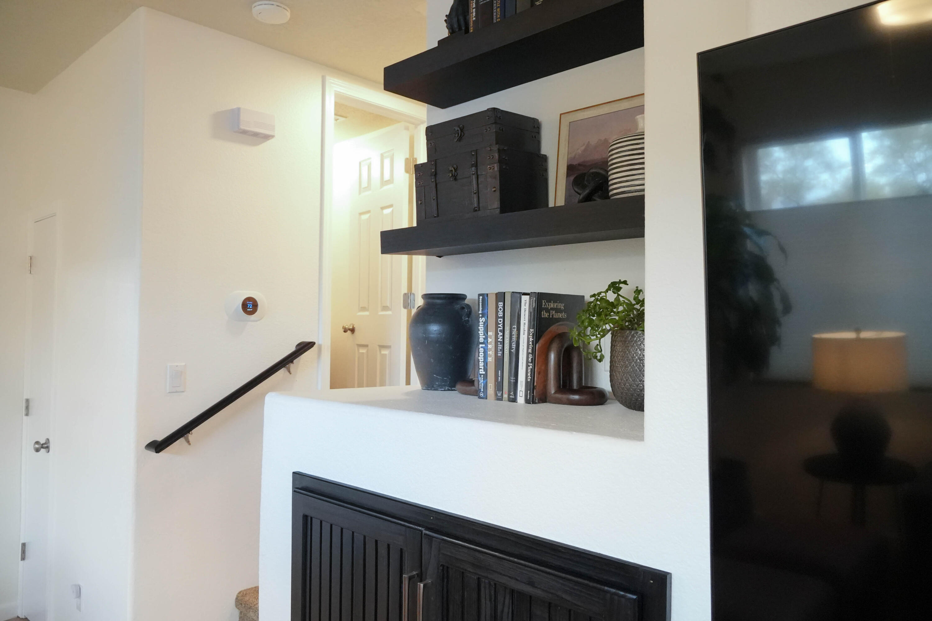 Photo 13 — 7817 Louisiana Boulevard NE UNIT 1403