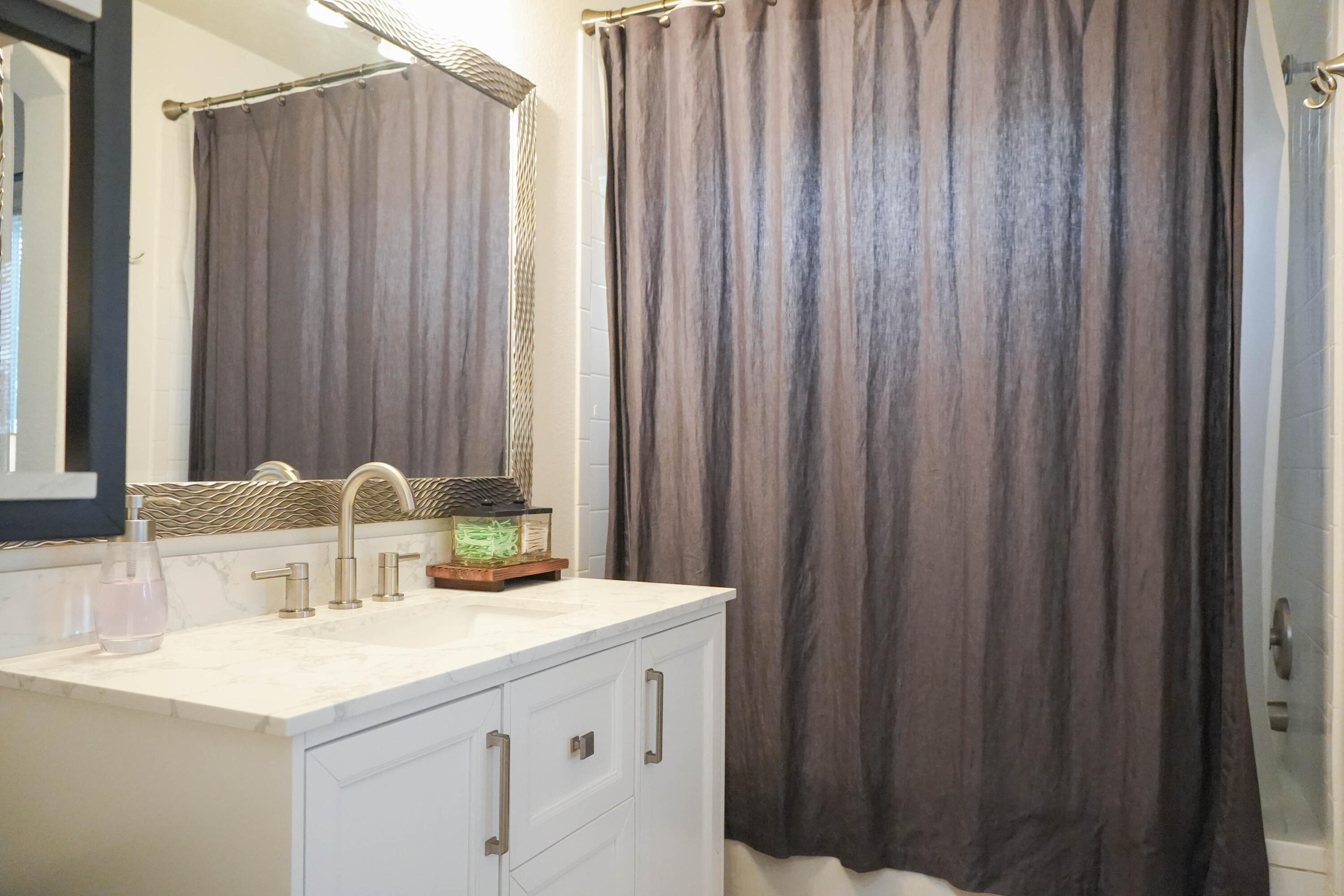Photo 18 — 7817 Louisiana Boulevard NE UNIT 1403
