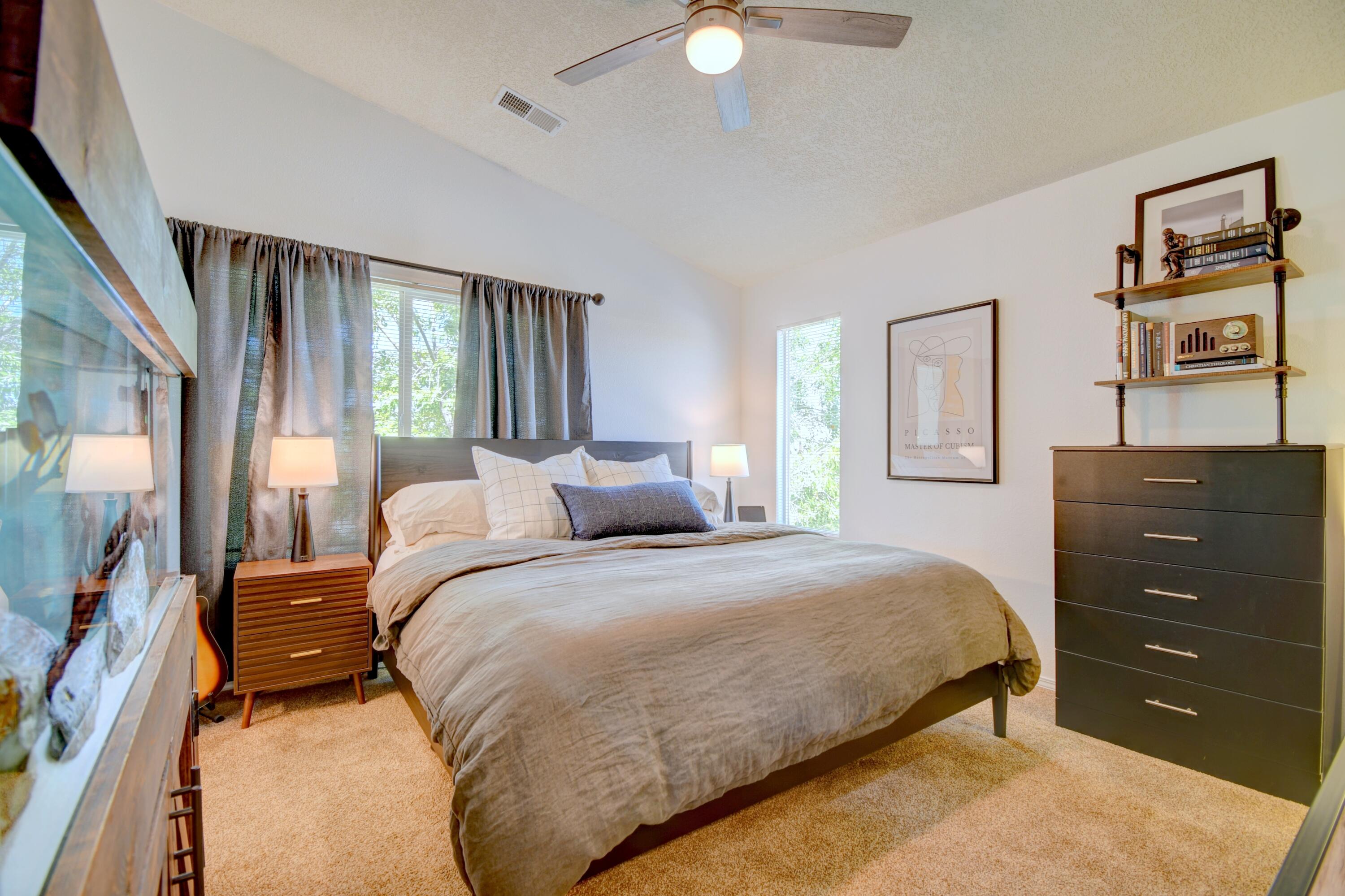 Photo 20 — 7817 Louisiana Boulevard NE UNIT 1403