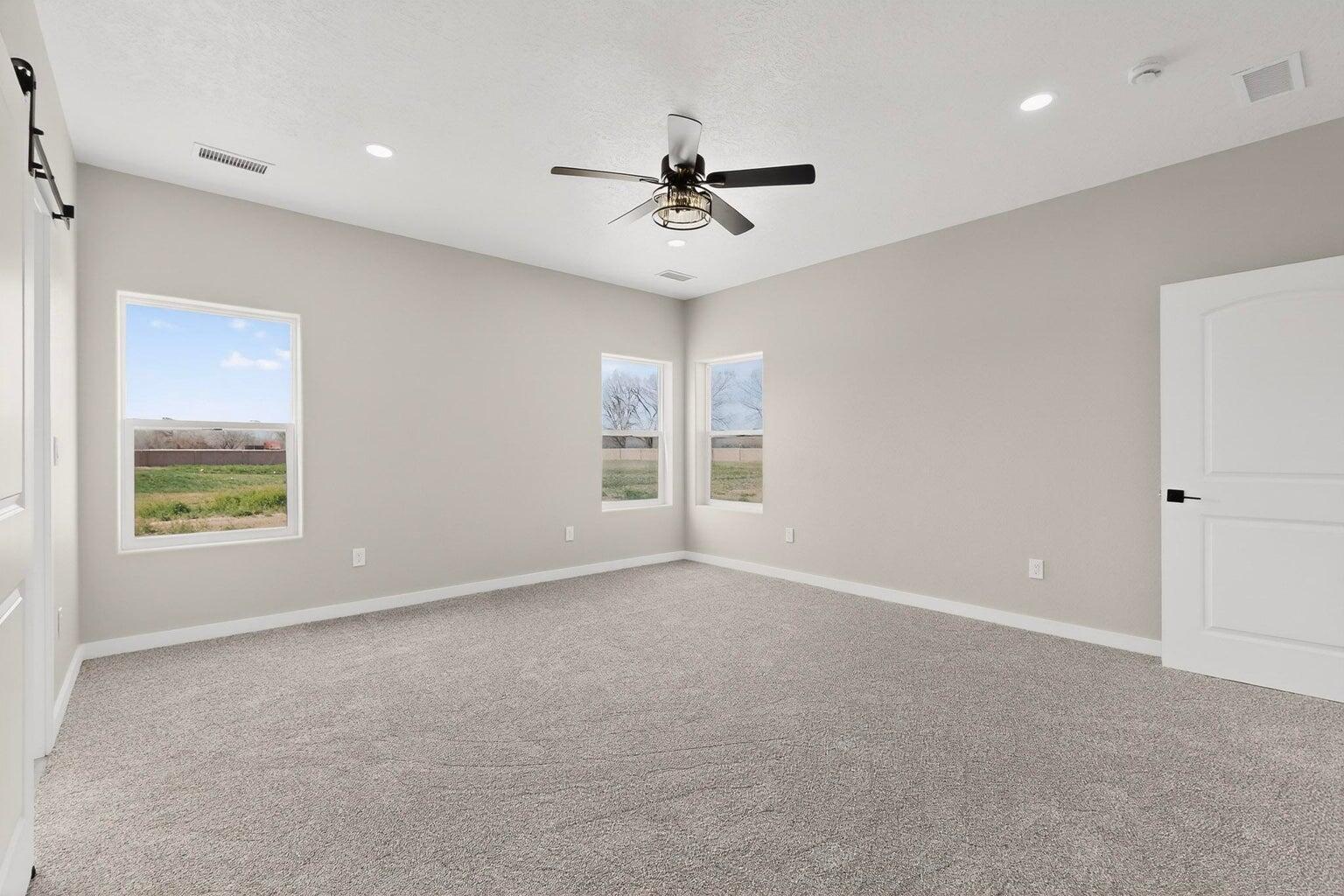 Photo 7 — 9 Leibel Court