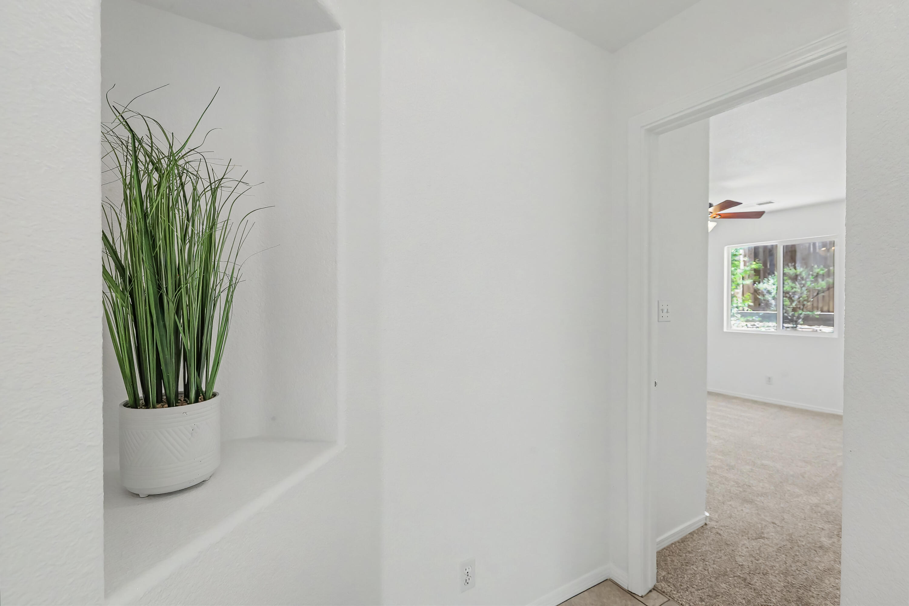 Photo 19 — 616 Valley Meadows Drive NE