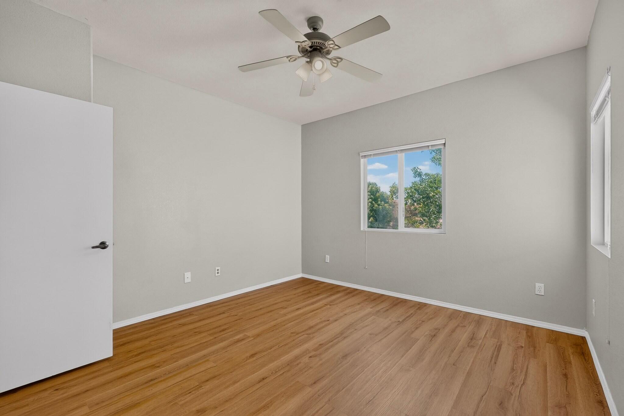 Photo 12 — 6800 Vista Del Norte Road NE 2922
