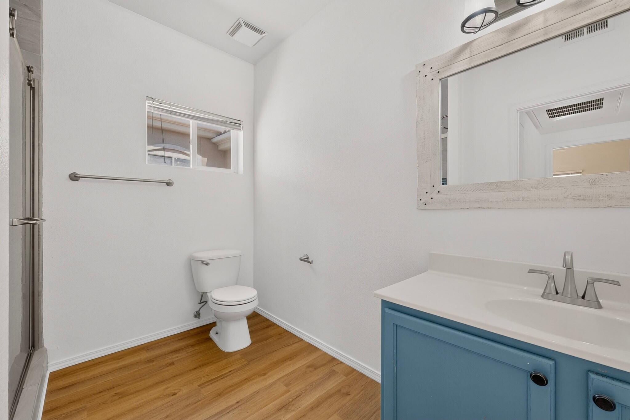 Photo 6 — 6800 Vista Del Norte Road NE 2922