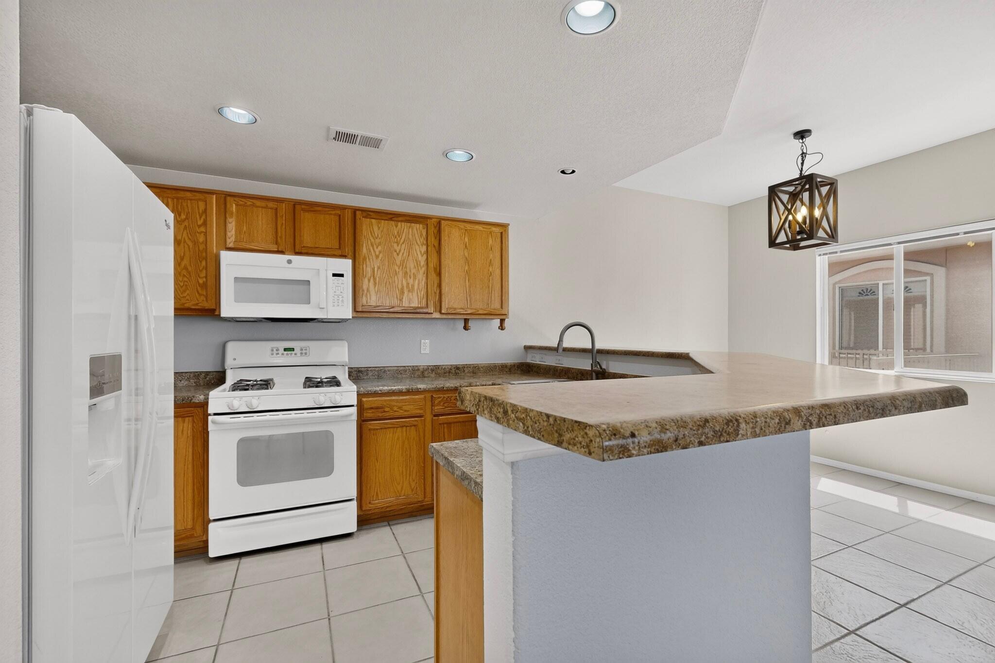 Photo 20 — 6800 Vista Del Norte Road NE 2922