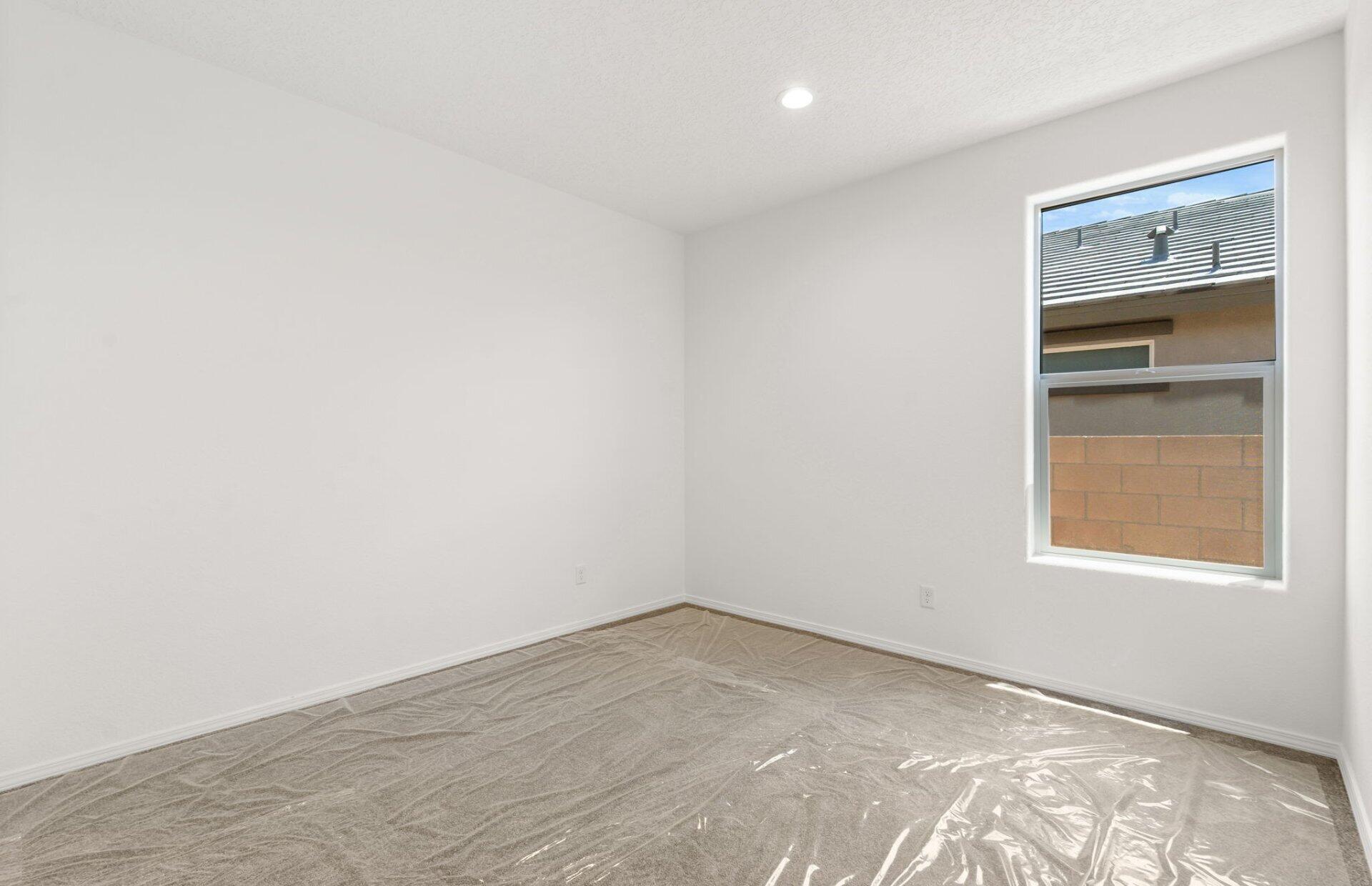 Photo 4 — 640 Amatista Loop SE