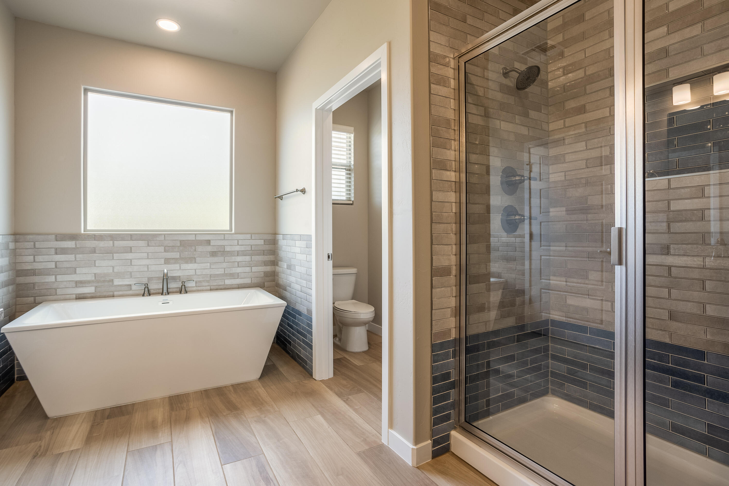 Photo 12 — 7701 Majesty Court NW