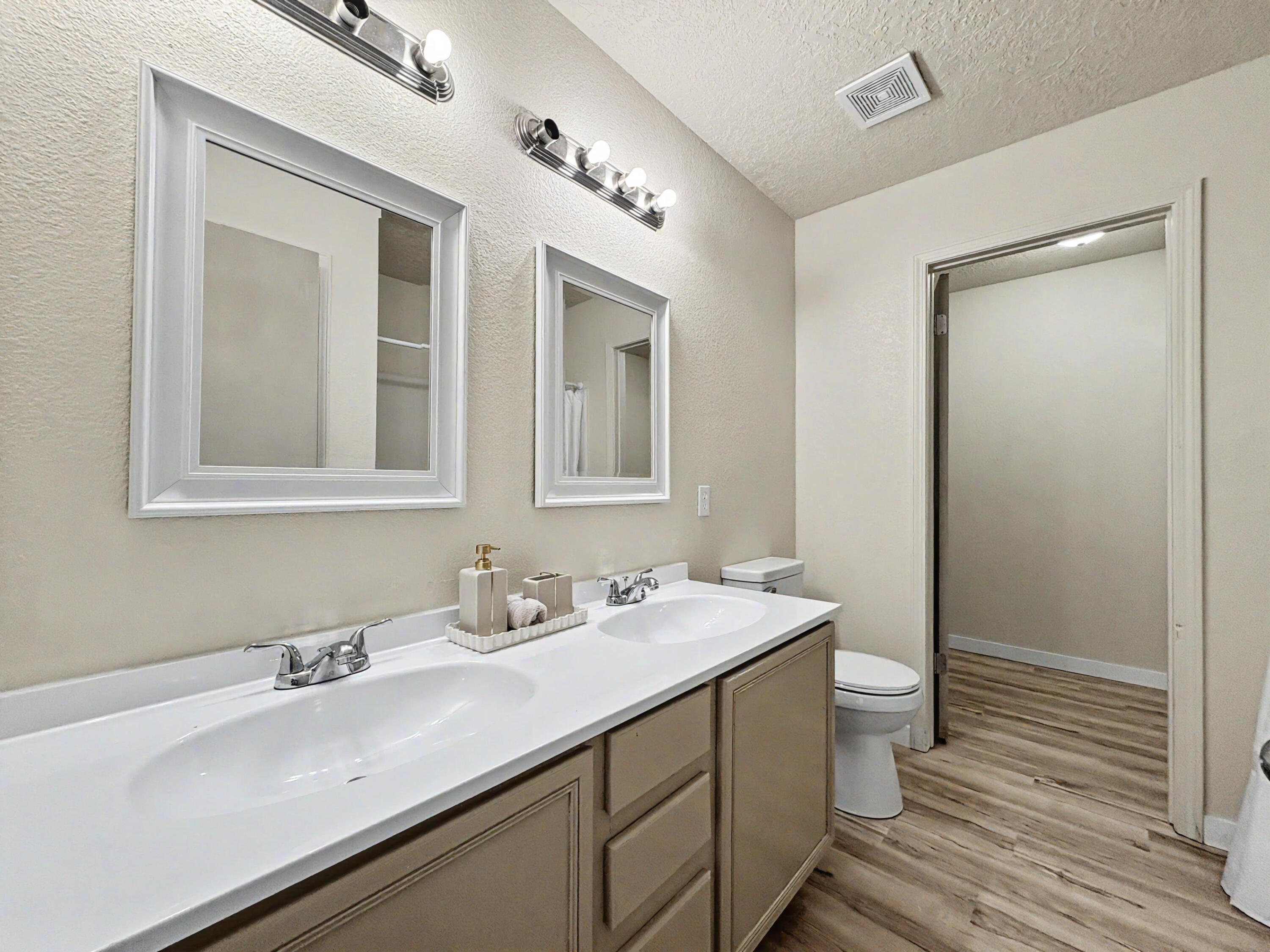 Photo 18 — 8709 Sawgrass Place NW