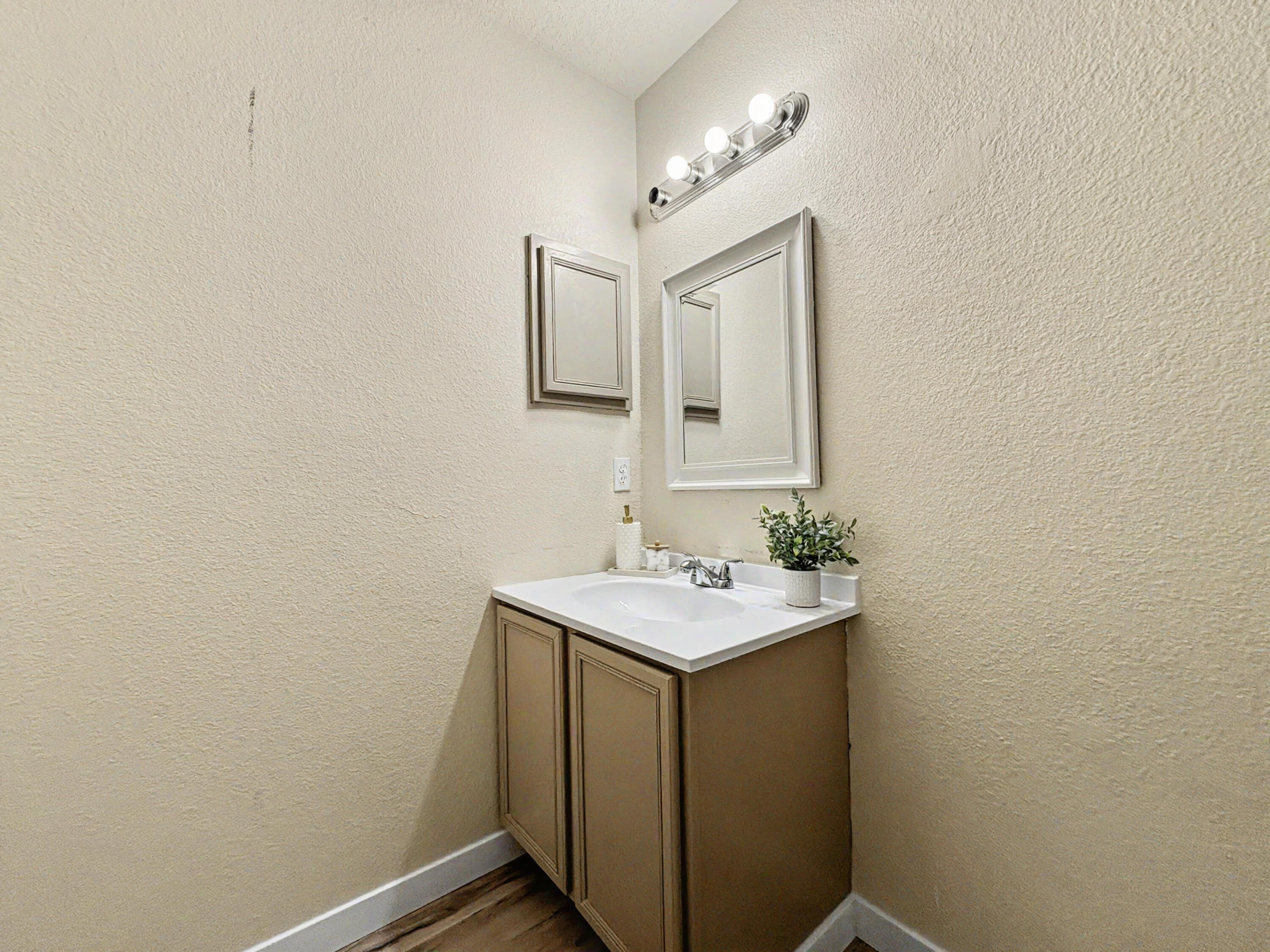 Photo 11 — 8709 Sawgrass Place NW