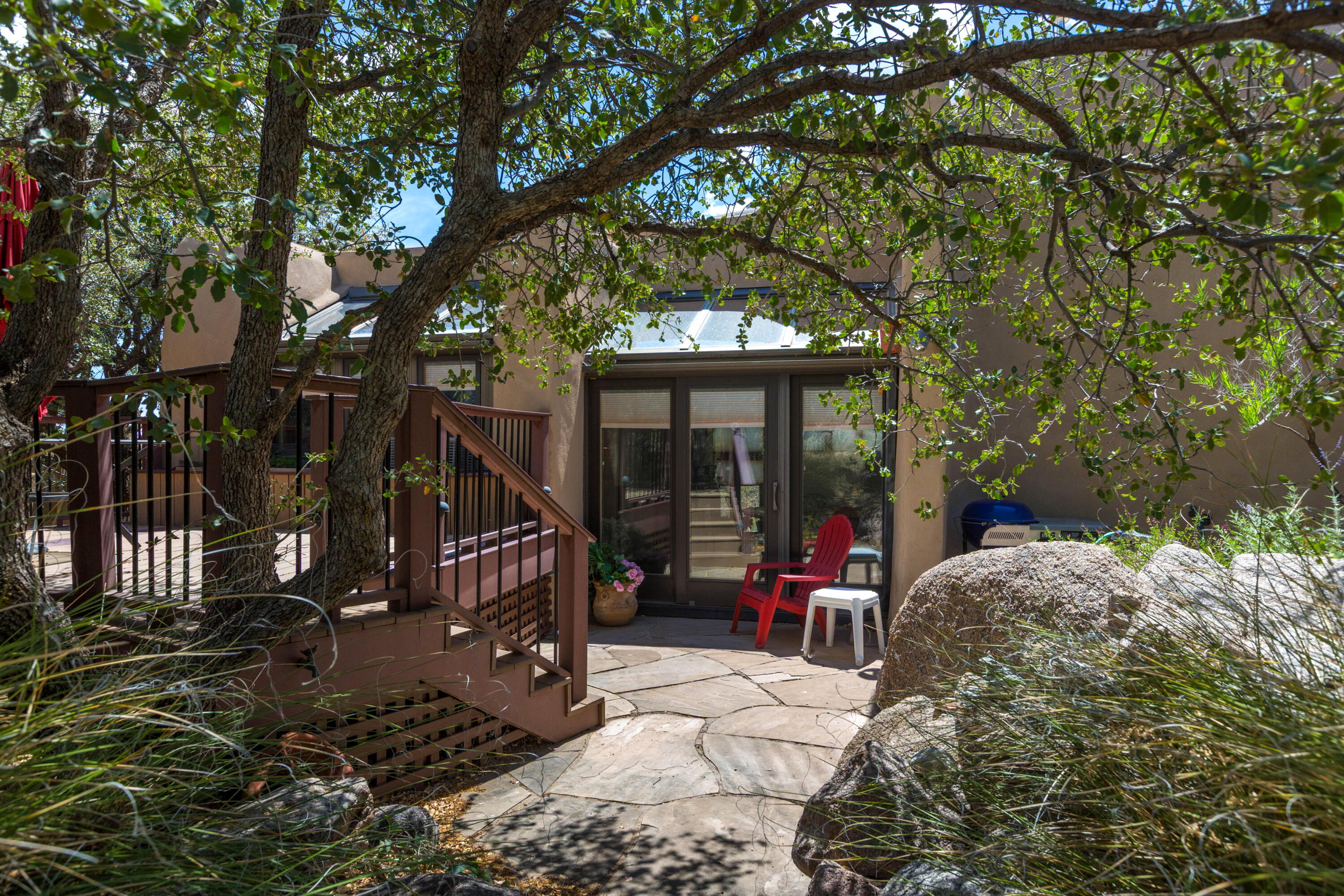 Photo 17 — 33 Juniper Hill Road NE