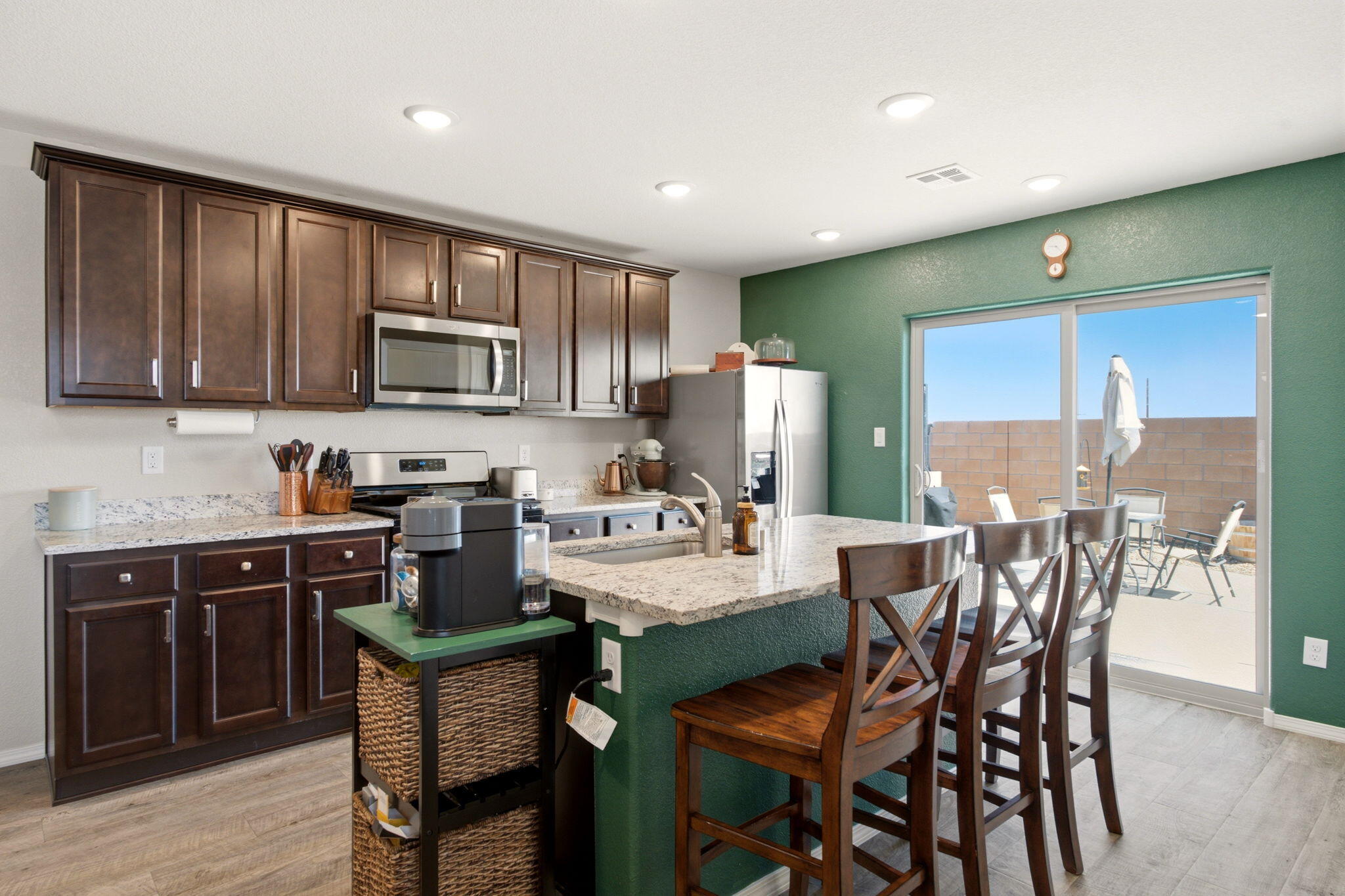 Photo 17 — 3852 Hernandez Street SW