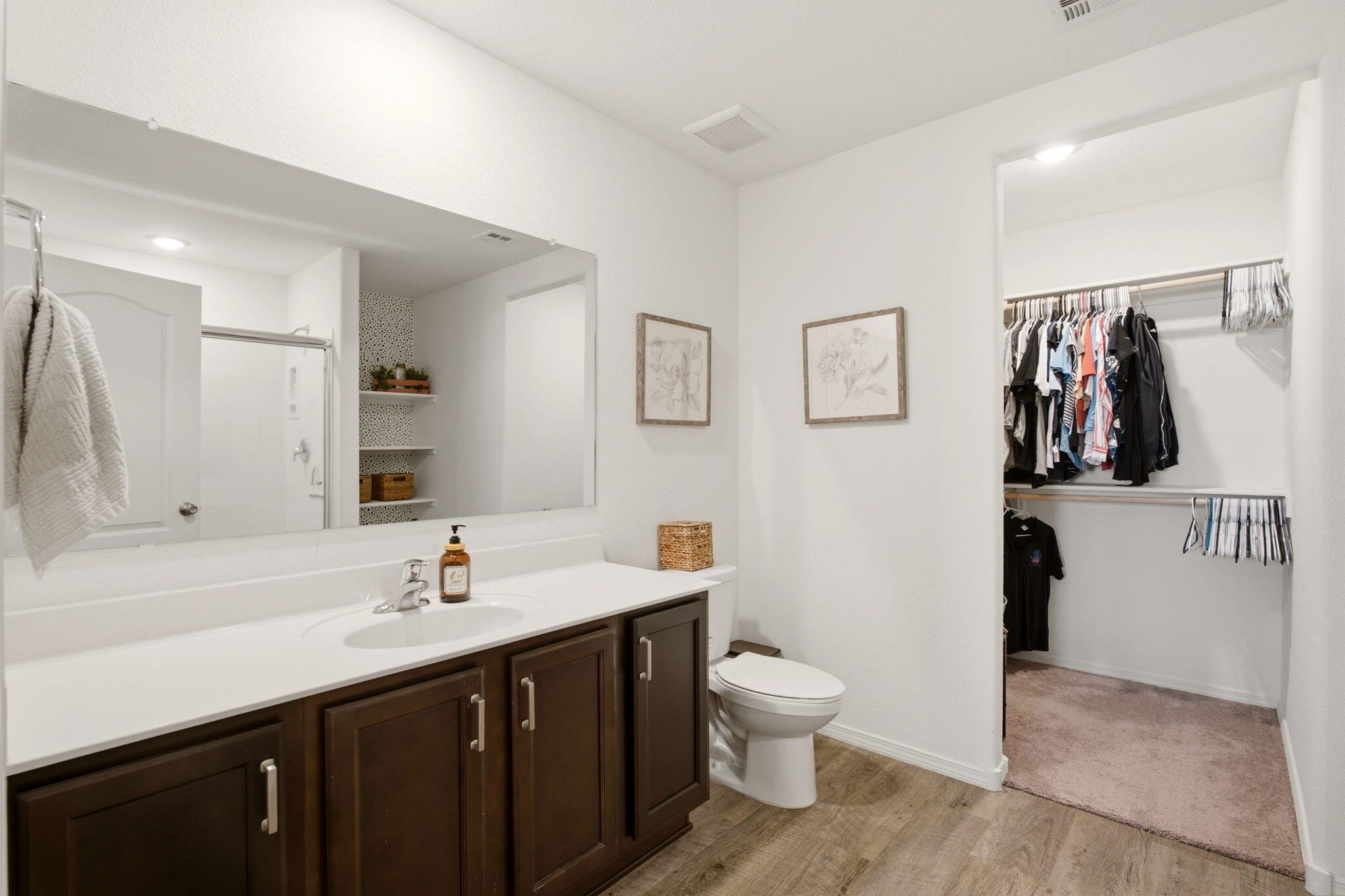Photo 13 — 3852 Hernandez Street SW