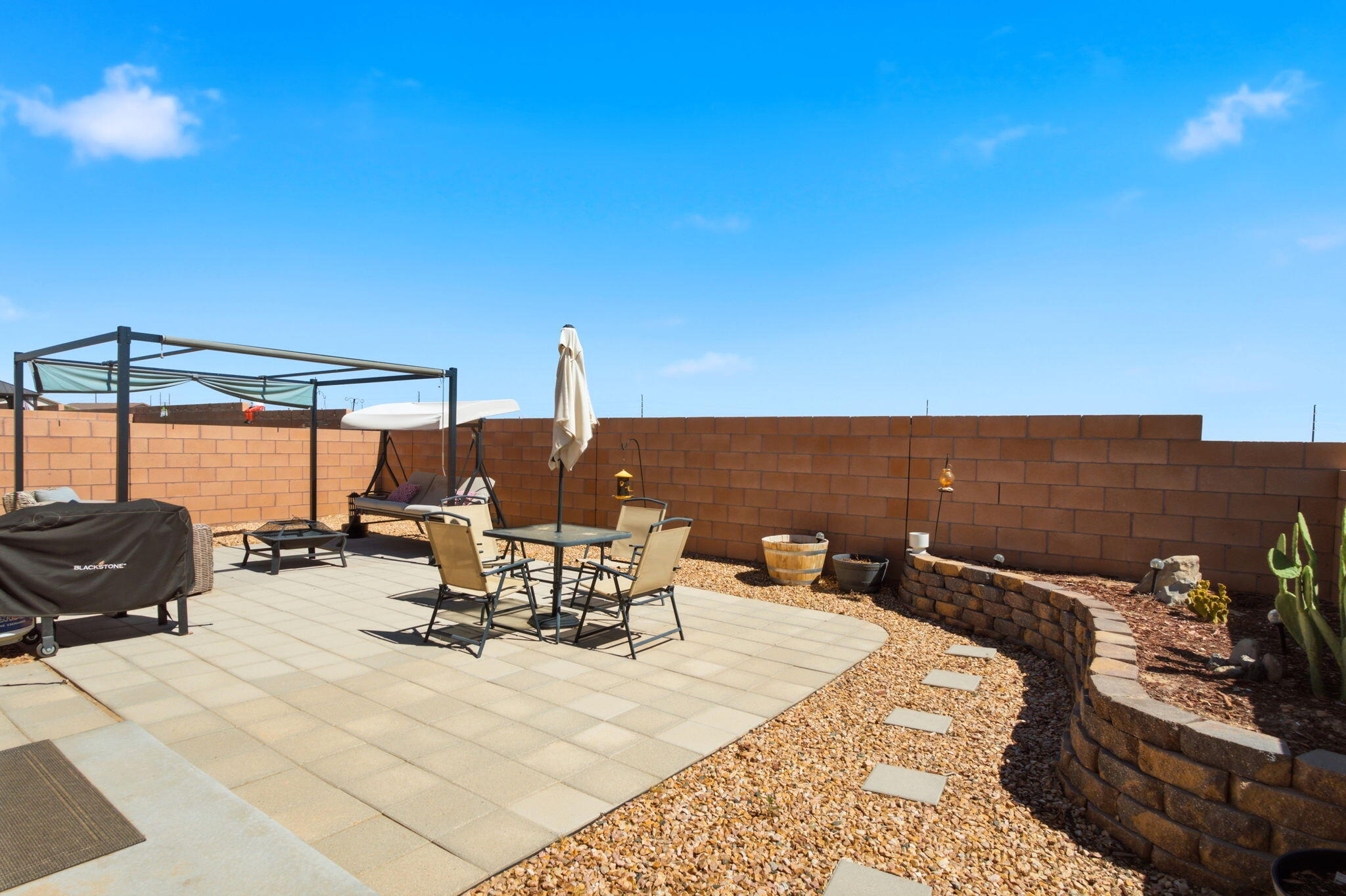 Photo 5 — 3852 Hernandez Street SW