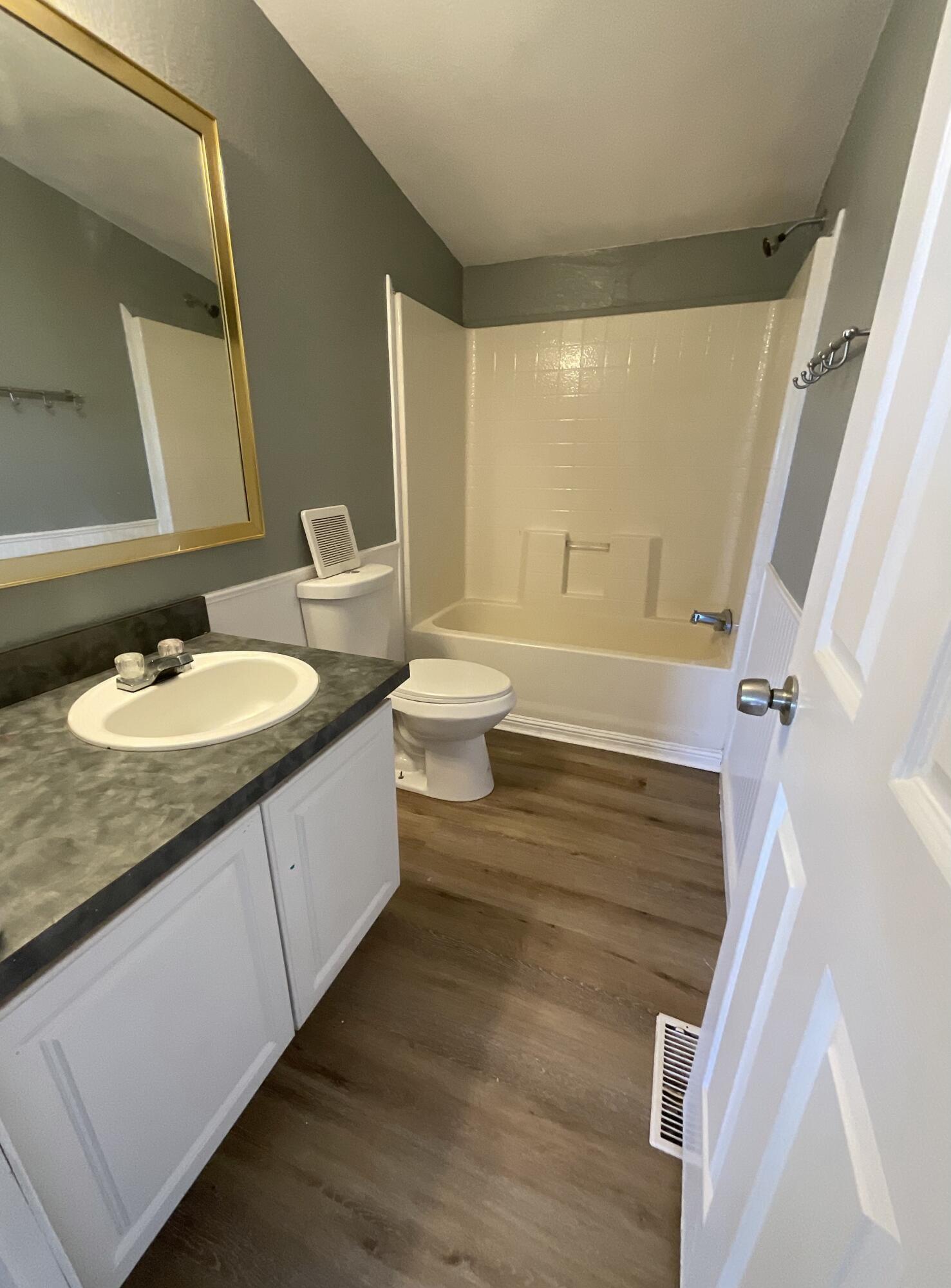 Photo 6 — 192 Cedar Lane Lane