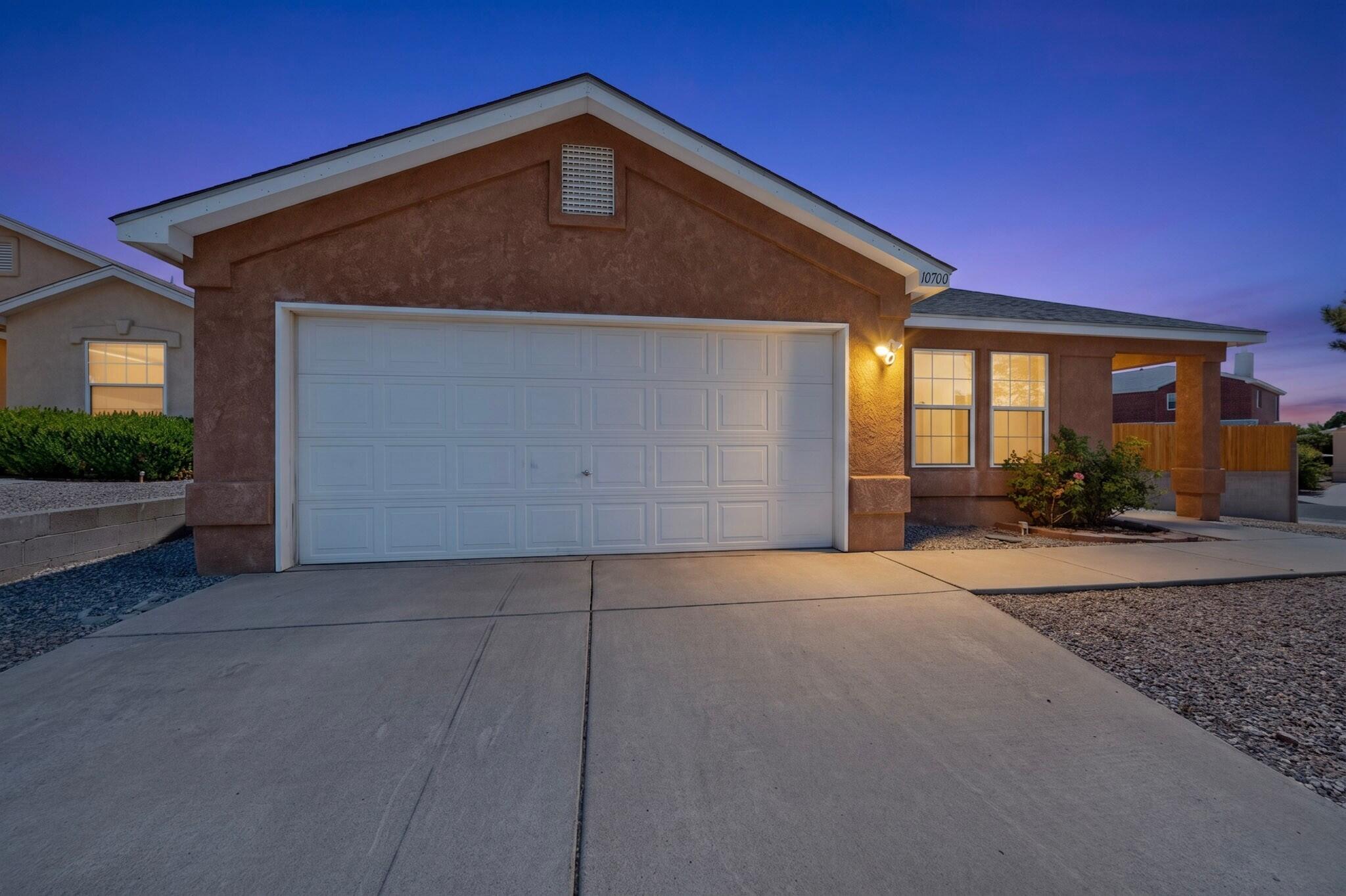10700 Pinon Park Court NW, Albuquerque, NM 87114