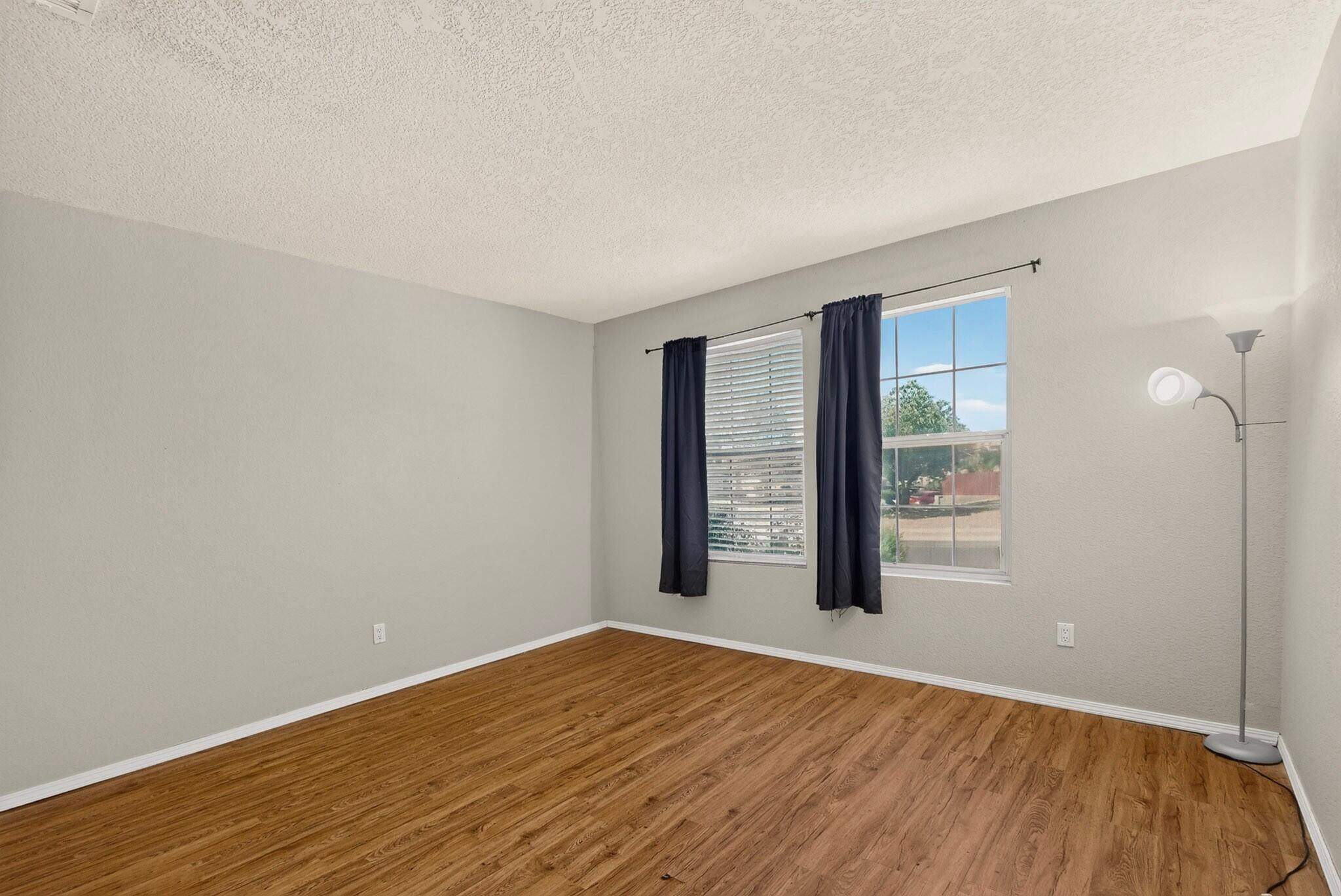 Photo 18 — 10700 Pinon Park Court NW