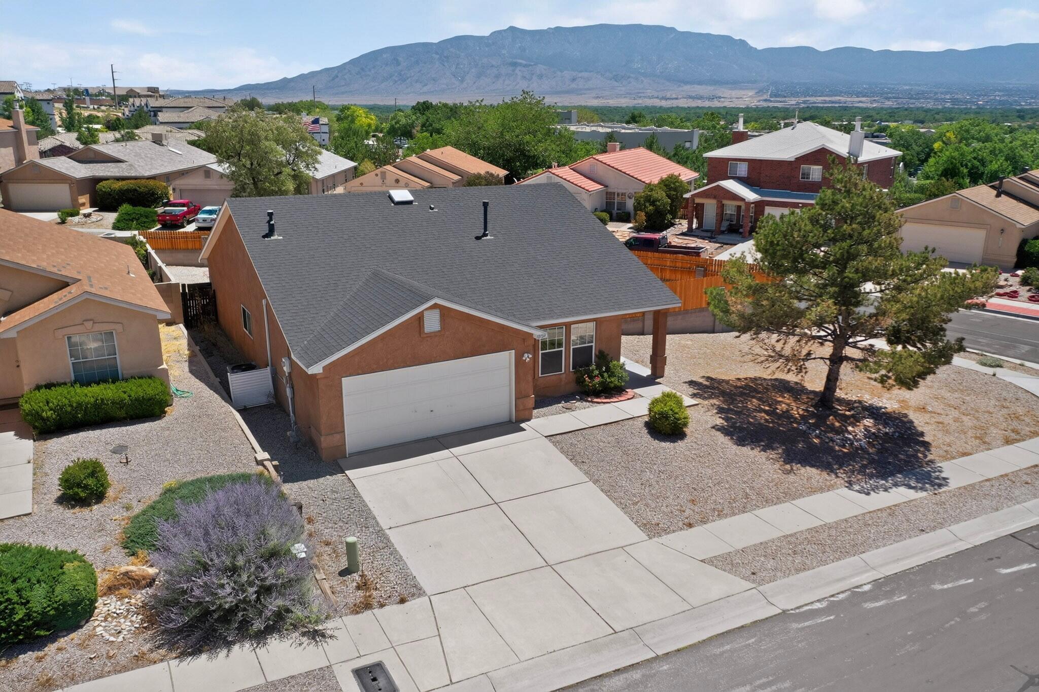 Photo 8 — 10700 Pinon Park Court NW