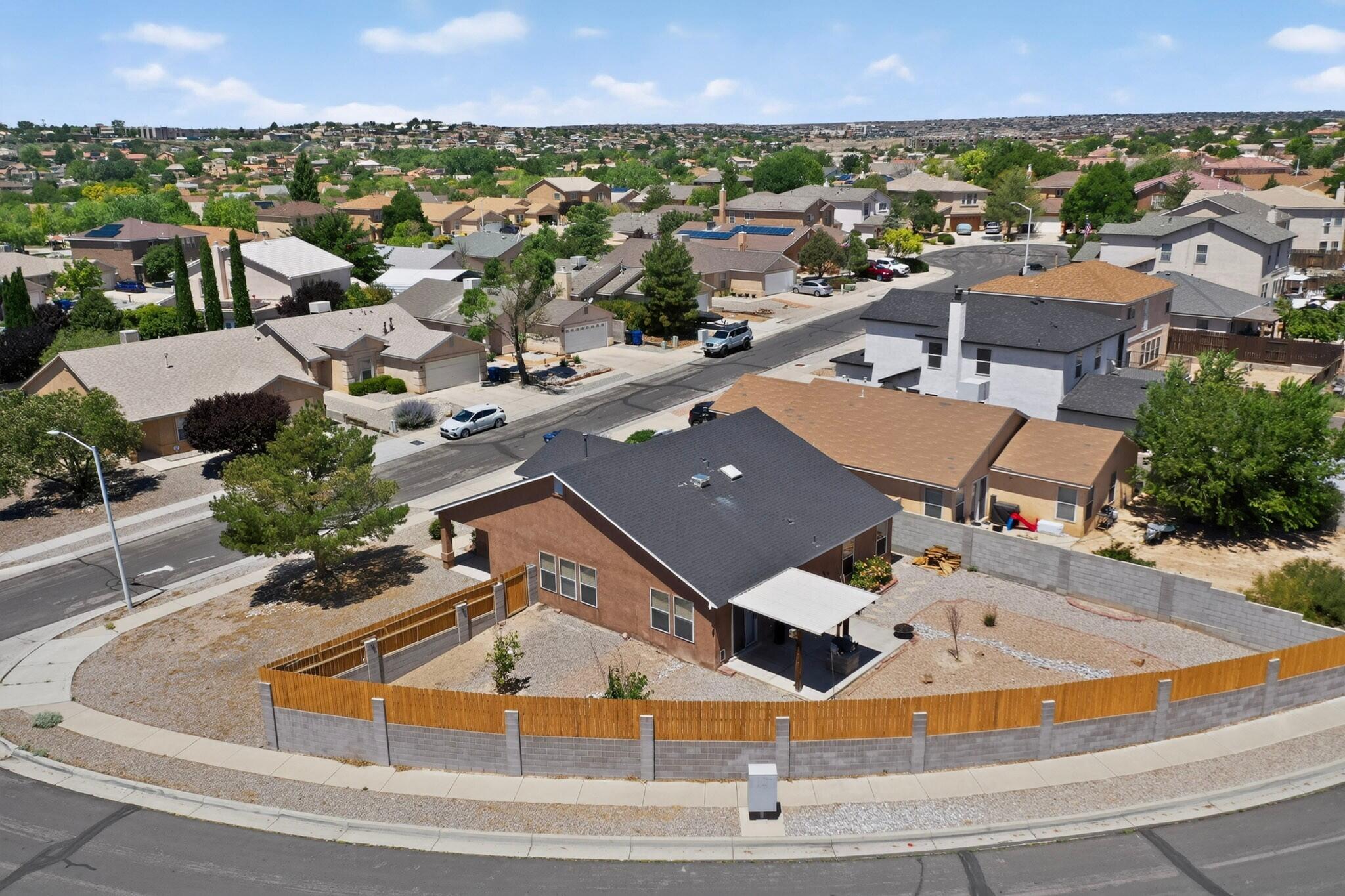 Photo 7 — 10700 Pinon Park Court NW