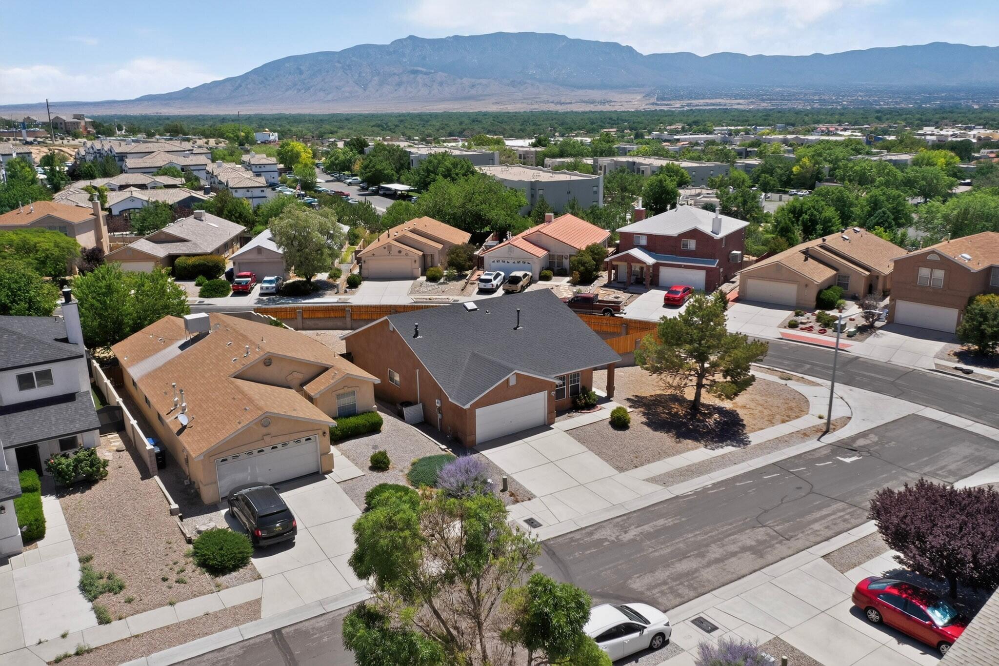 Photo 5 — 10700 Pinon Park Court NW