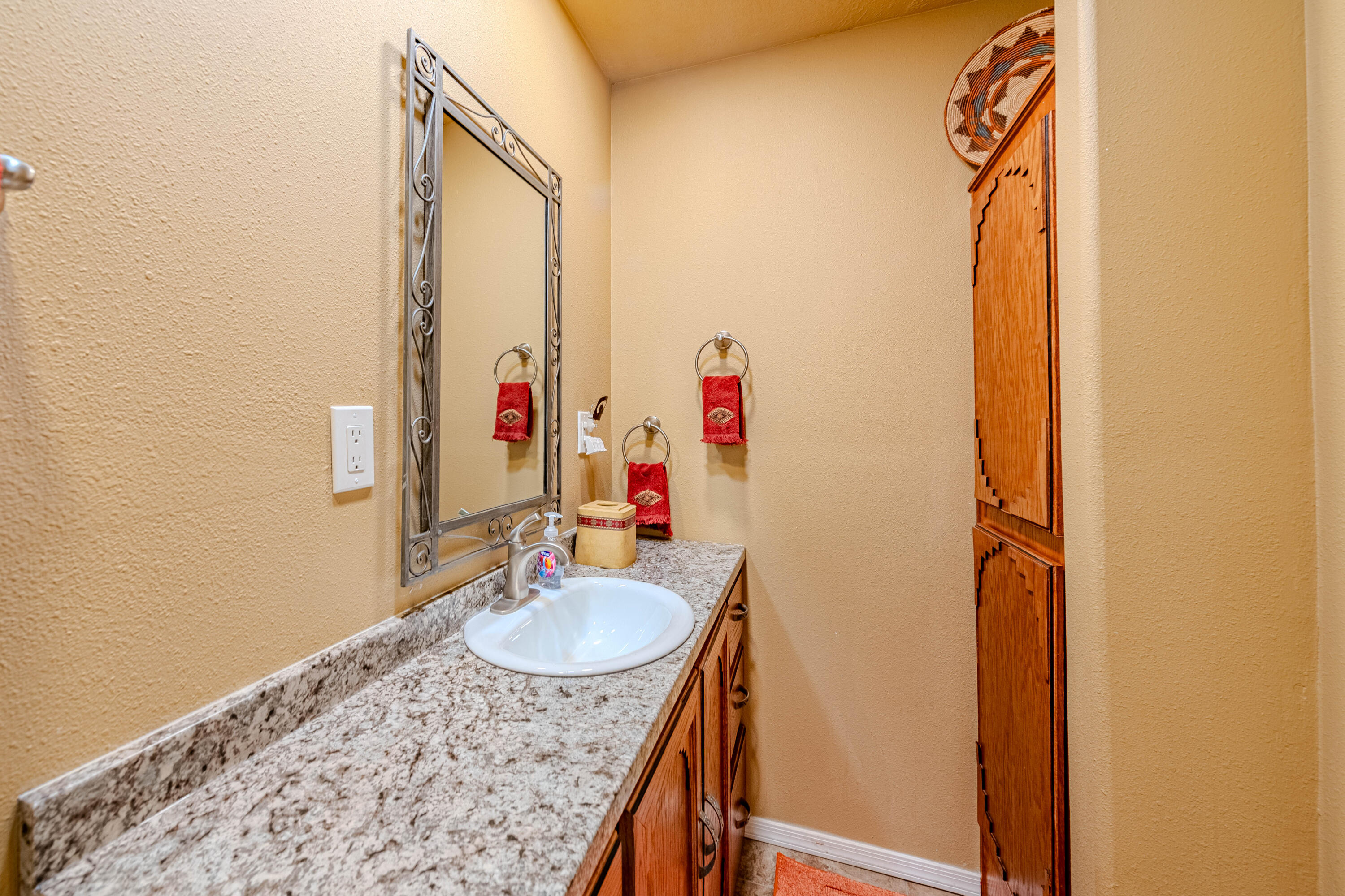 Photo 12 — 1808 Bryn Mawr Drive NE