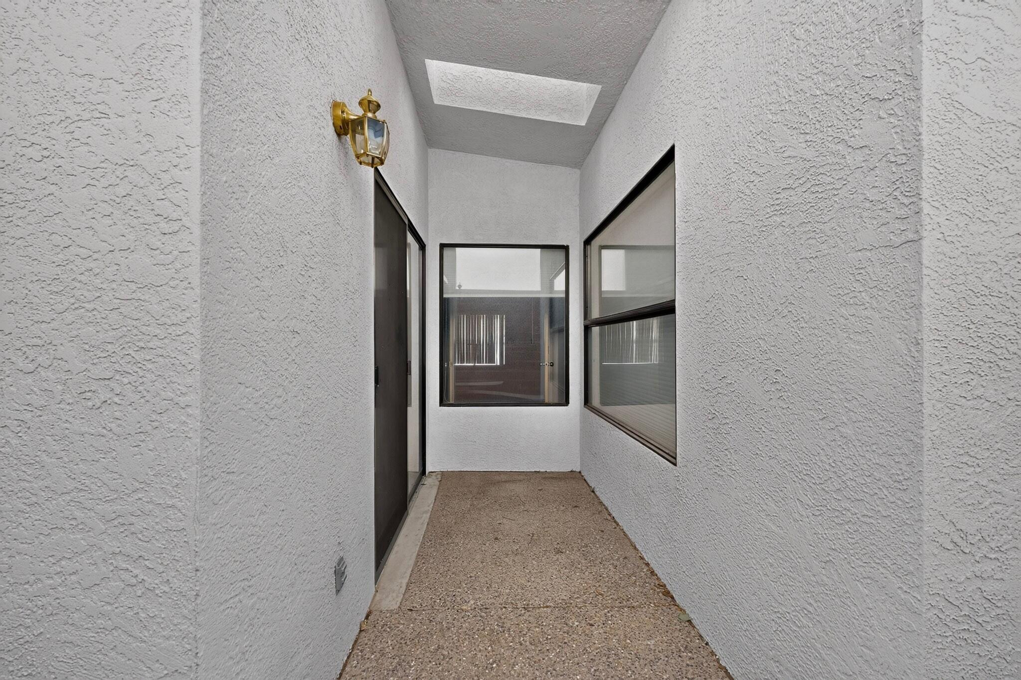 Photo 8 — 7804 Oakland Avenue NE