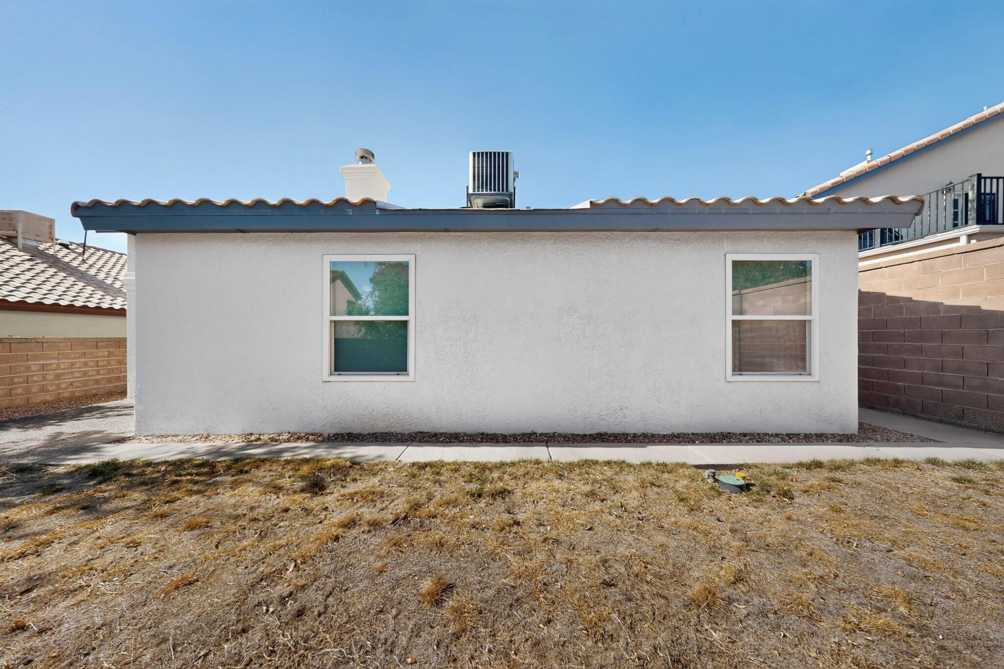 Photo 4 — 7804 Oakland Avenue NE
