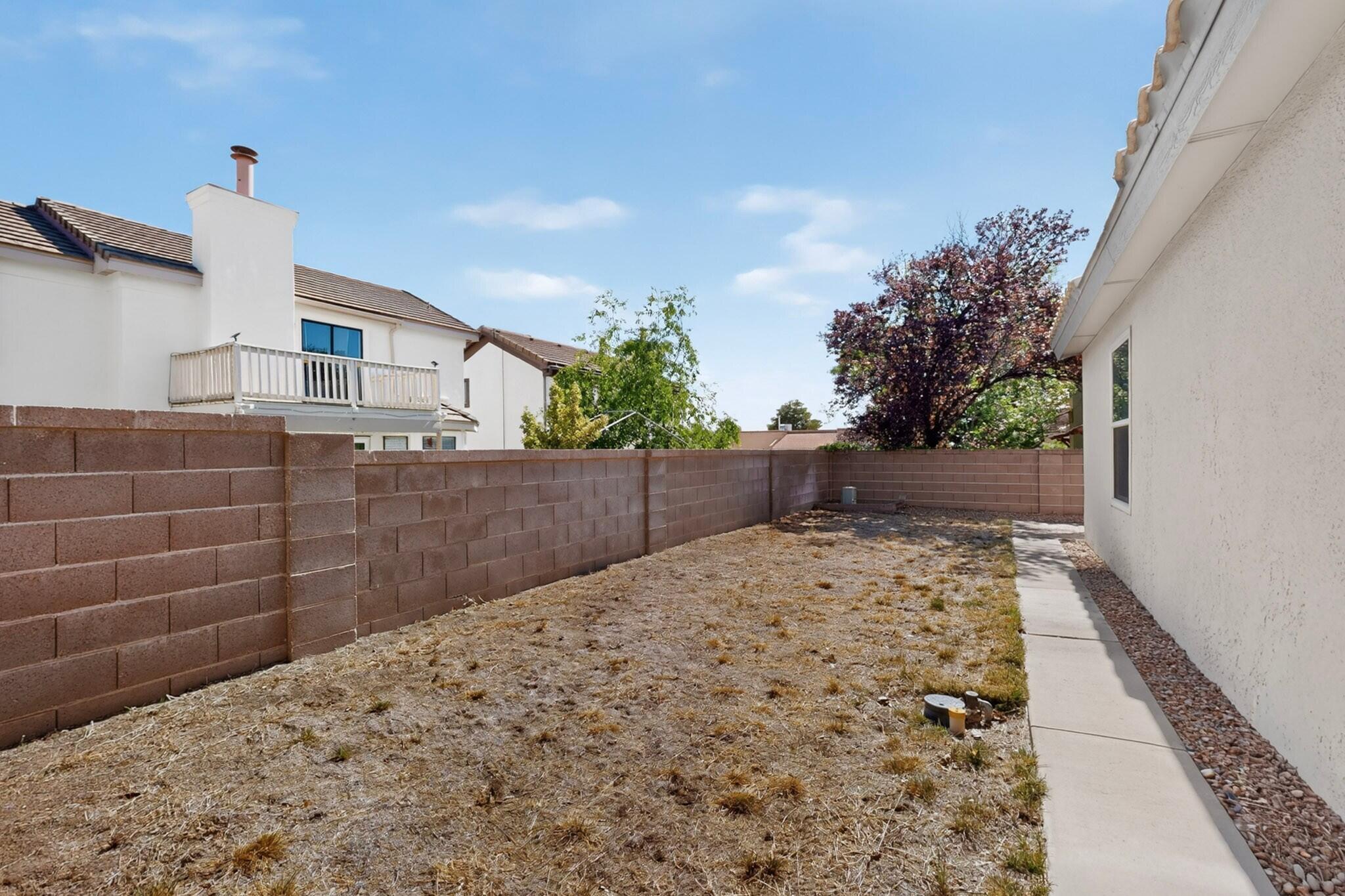 Photo 3 — 7804 Oakland Avenue NE