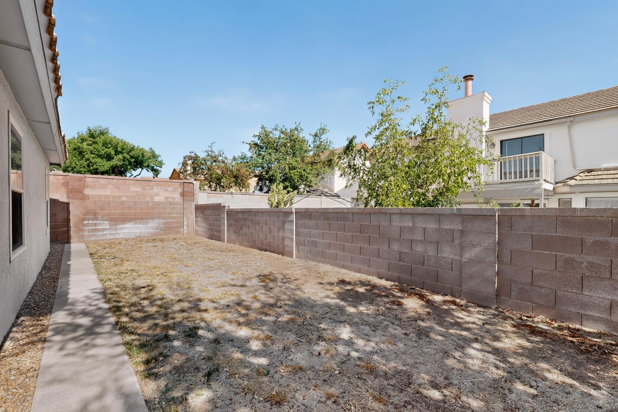 Photo 2 — 7804 Oakland Avenue NE