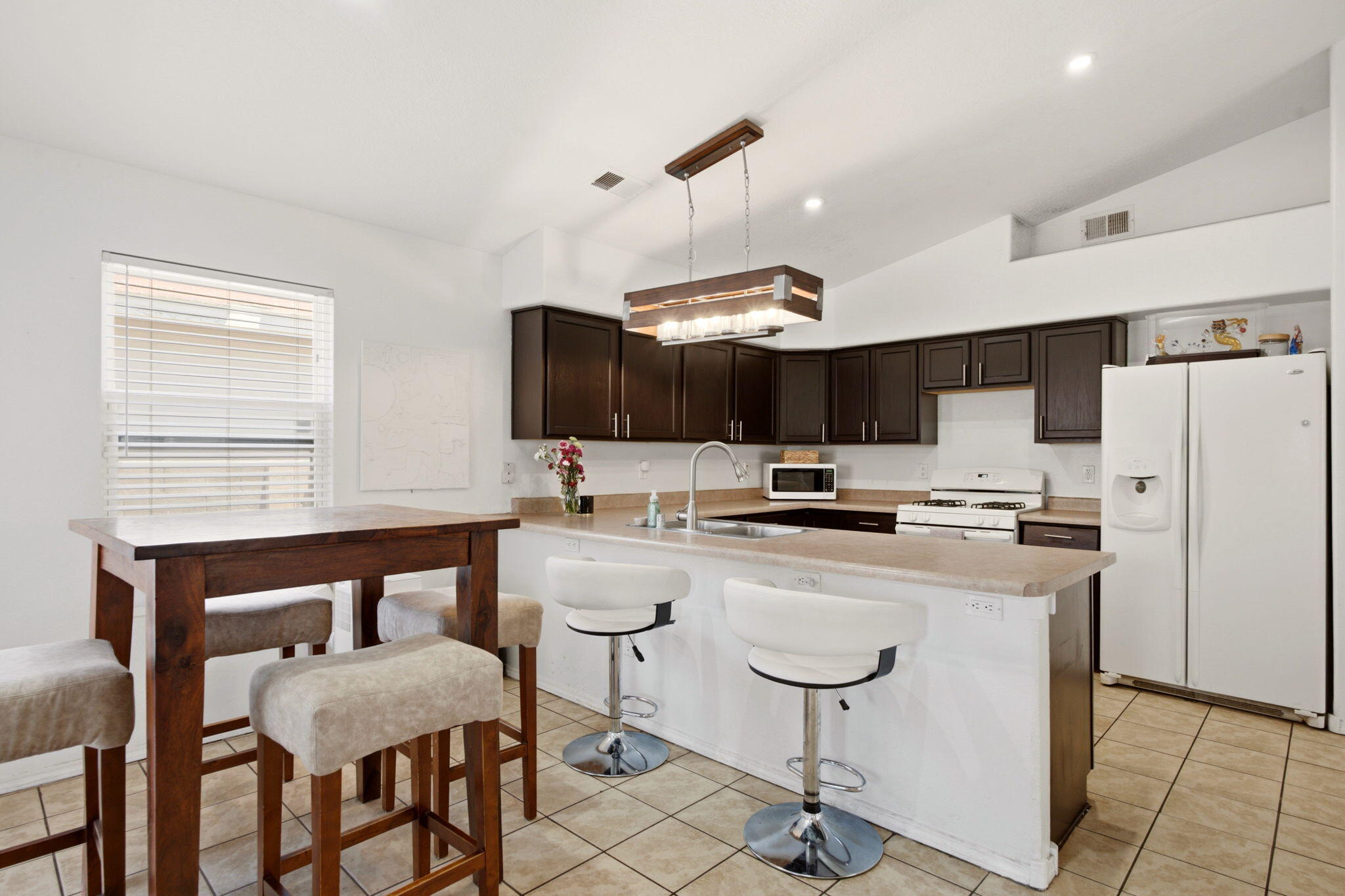 Photo 7 — 1819 Cielo Oeste Place NW