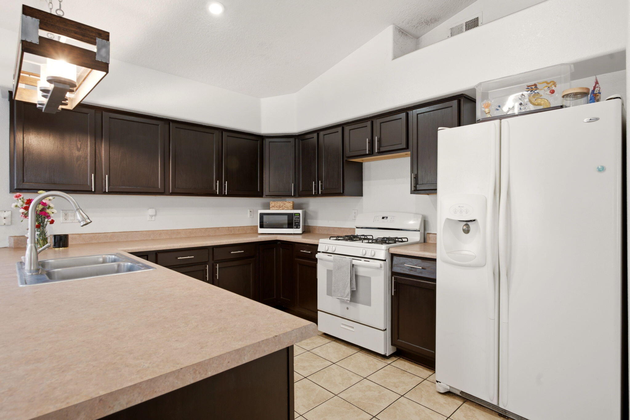 Photo 8 — 1819 Cielo Oeste Place NW
