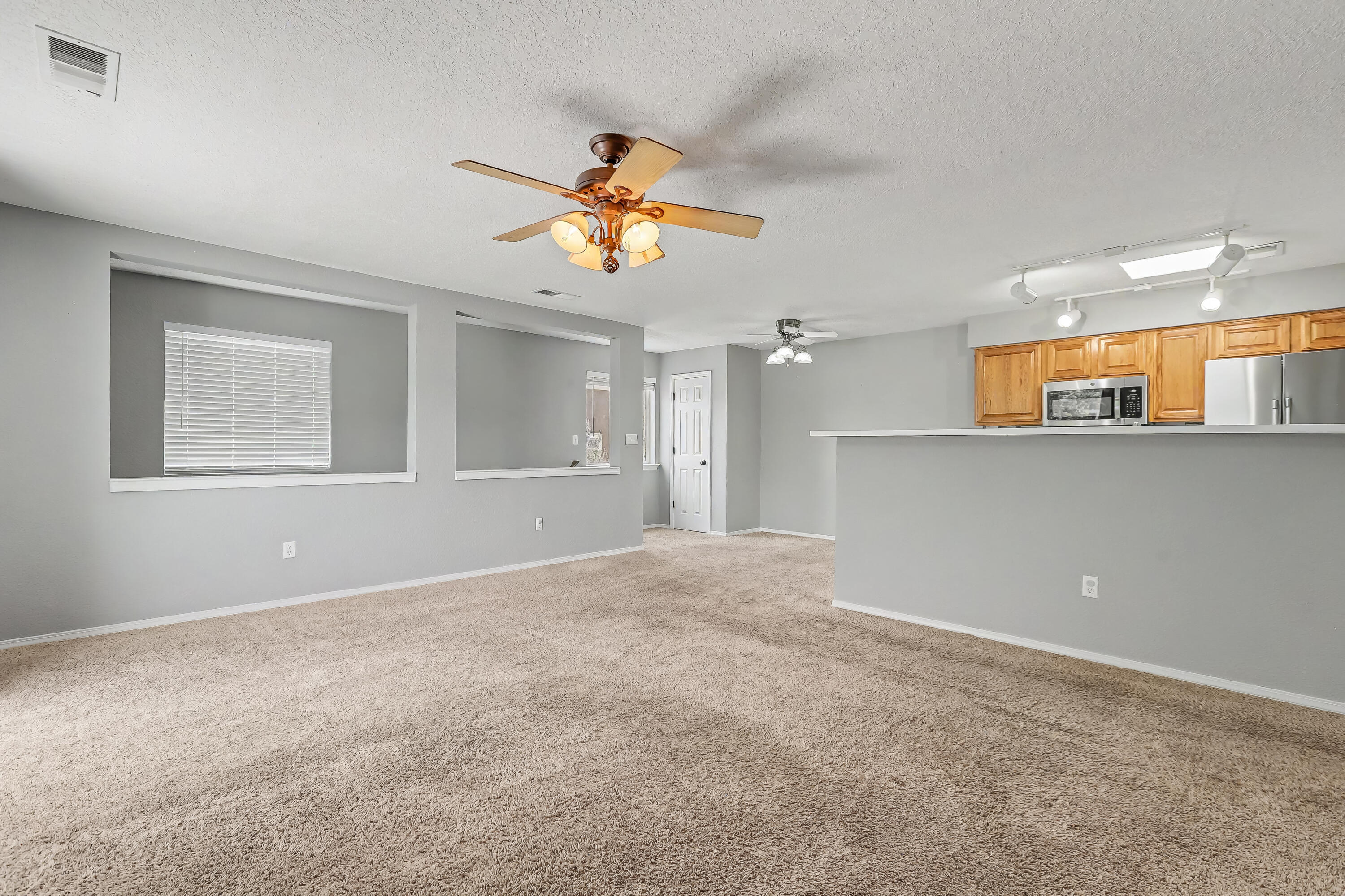 Photo 17 — 4701 Morris Street NE 2304