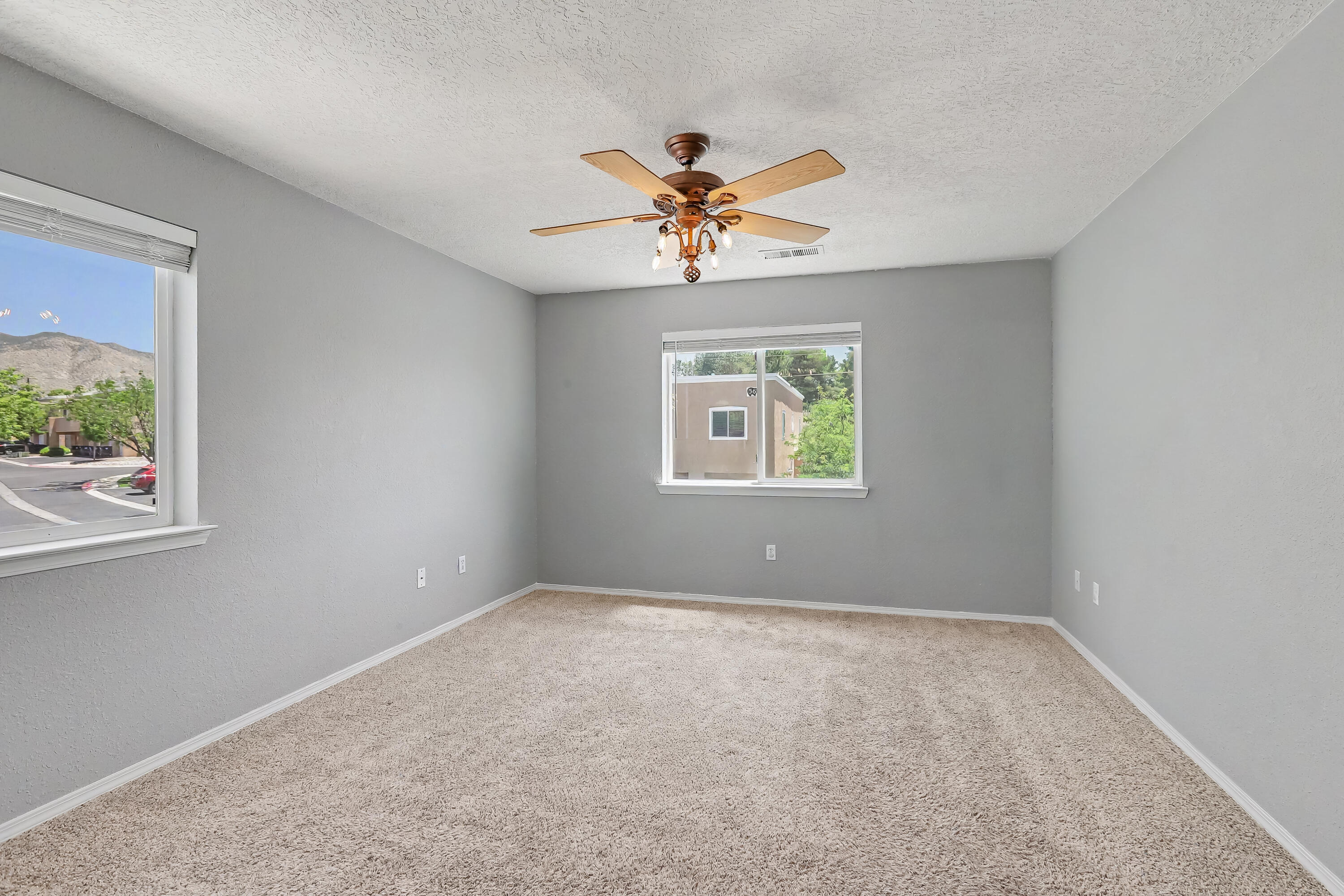 Photo 2 — 4701 Morris Street NE 2304