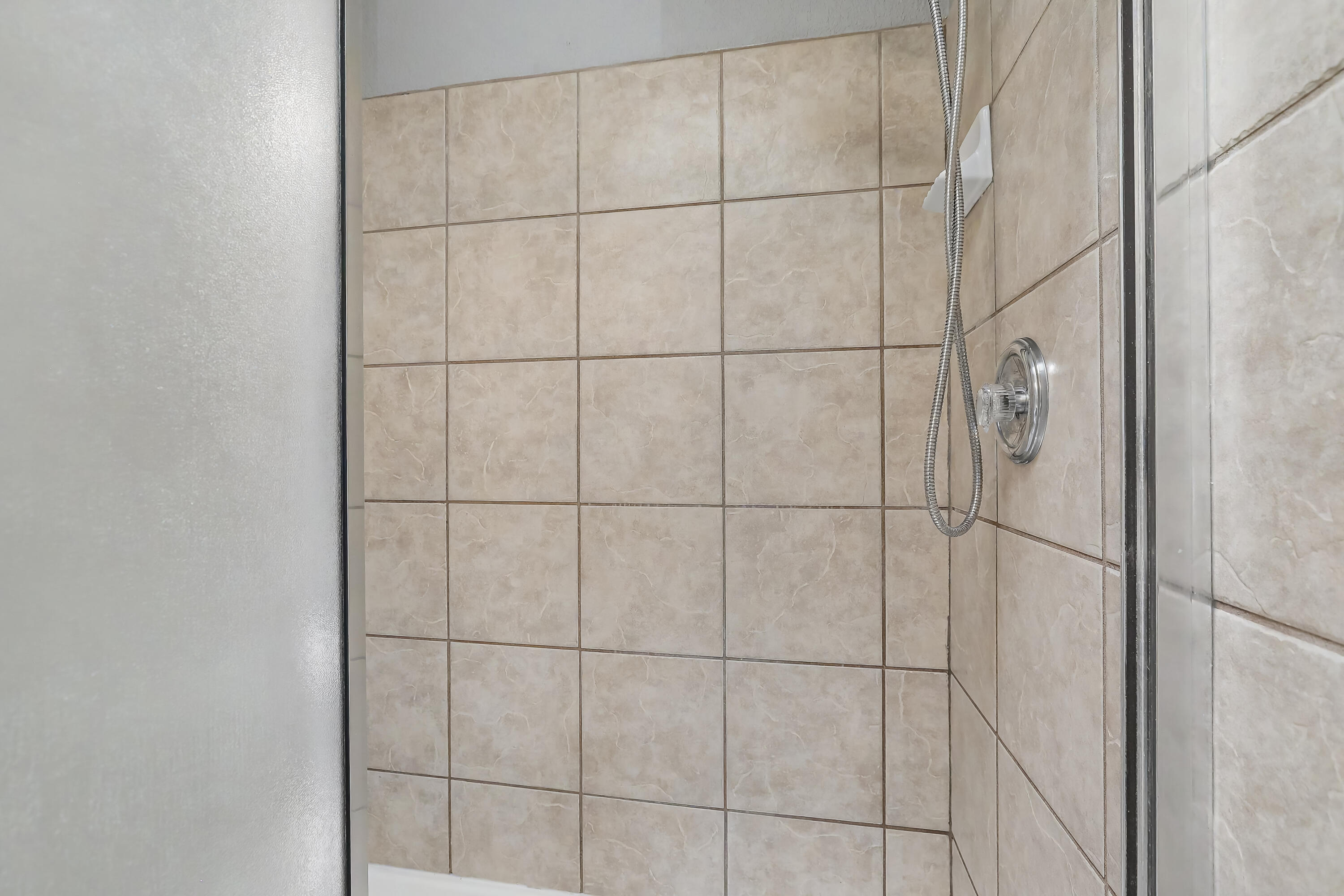 Photo 5 — 4701 Morris Street NE 2304